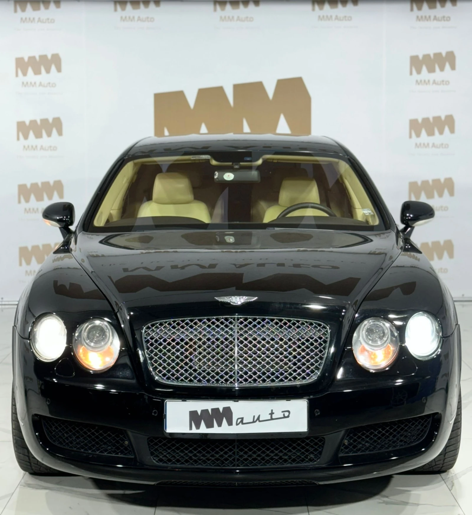 Bentley Continental Flying Spur W12 - изображение 4