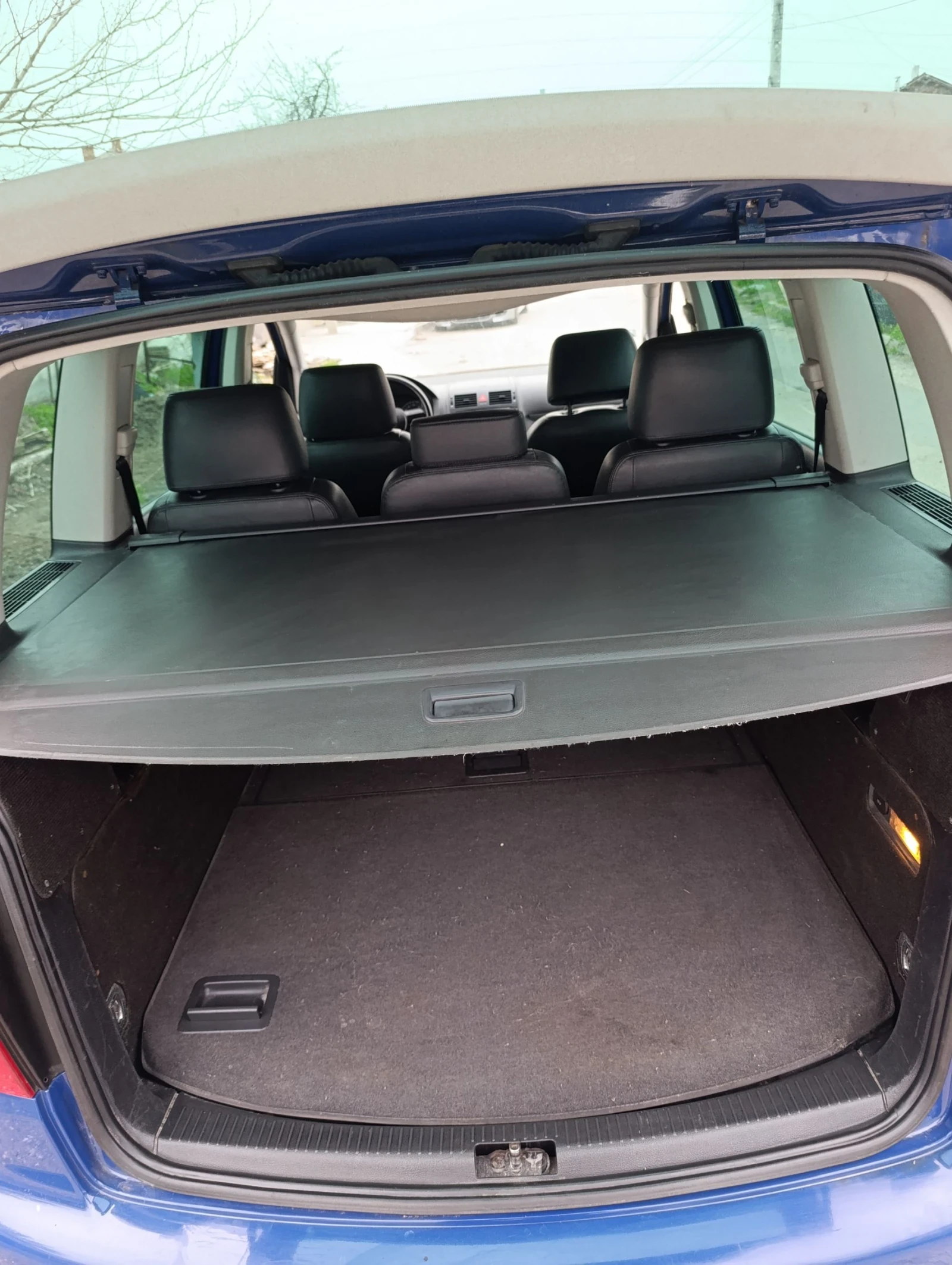 VW Touran 1.9tdi 101kS  - изображение 10
