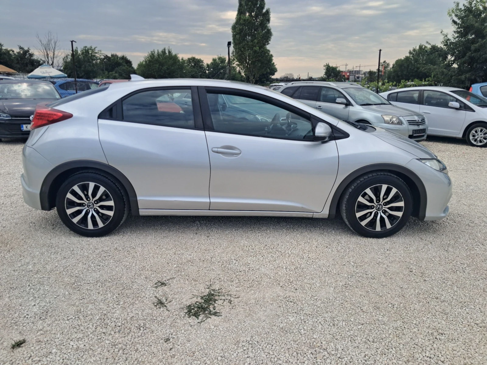 Honda Civic 1.6-120к.с ВНОС ОТ ИТАЛИЯ - изображение 8