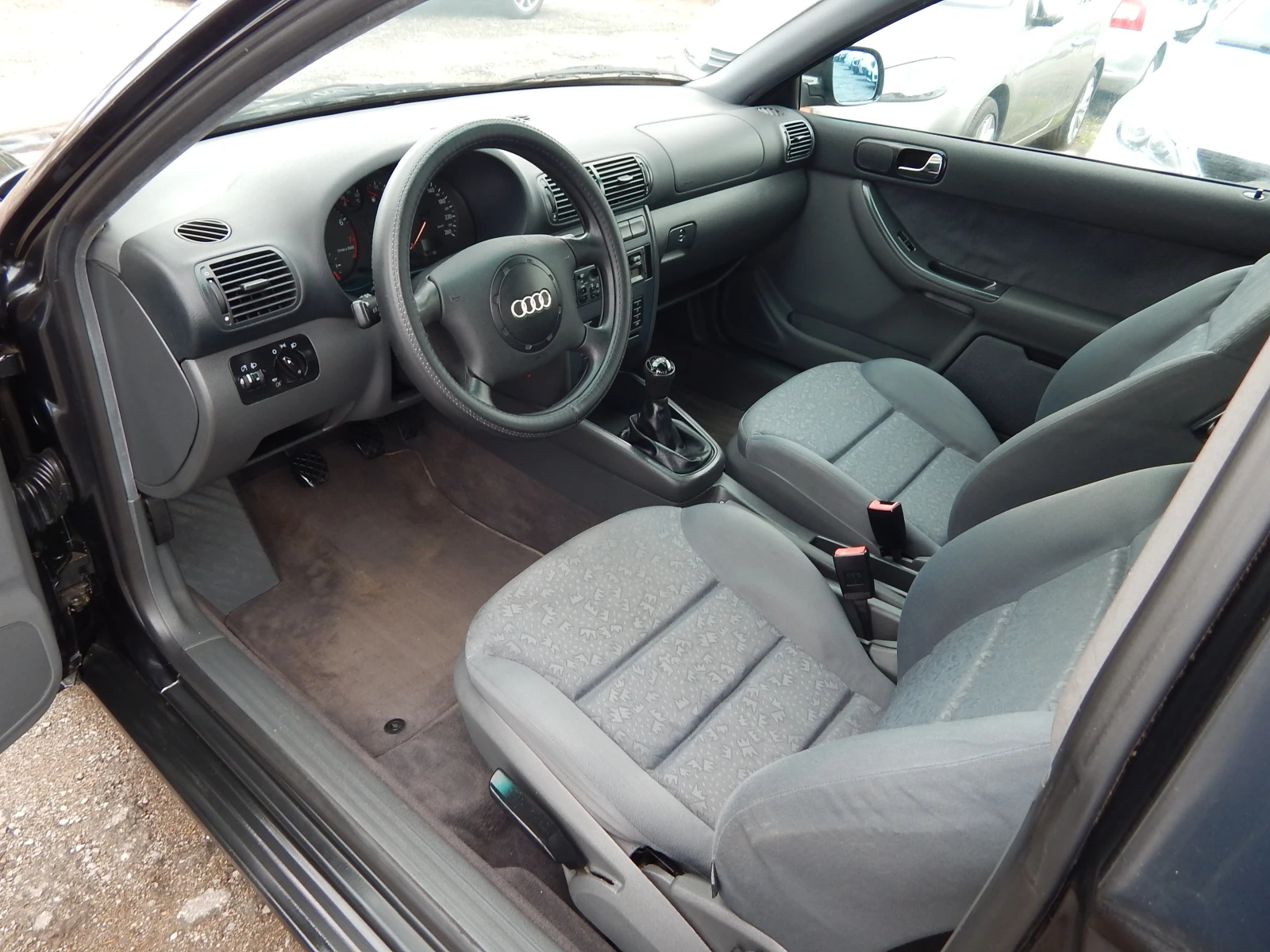 Audi A3 1.6i* ОТЛИЧНО*  - изображение 9