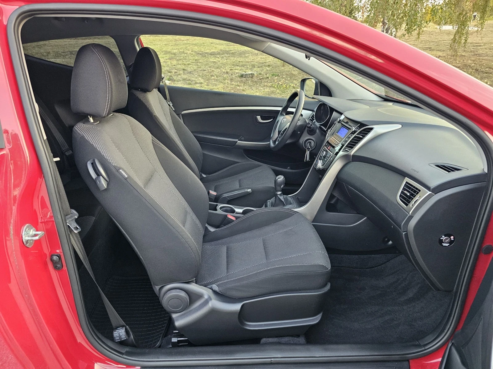 Hyundai I30 1.4 16V -99. Sport  | Mobile.bg   13