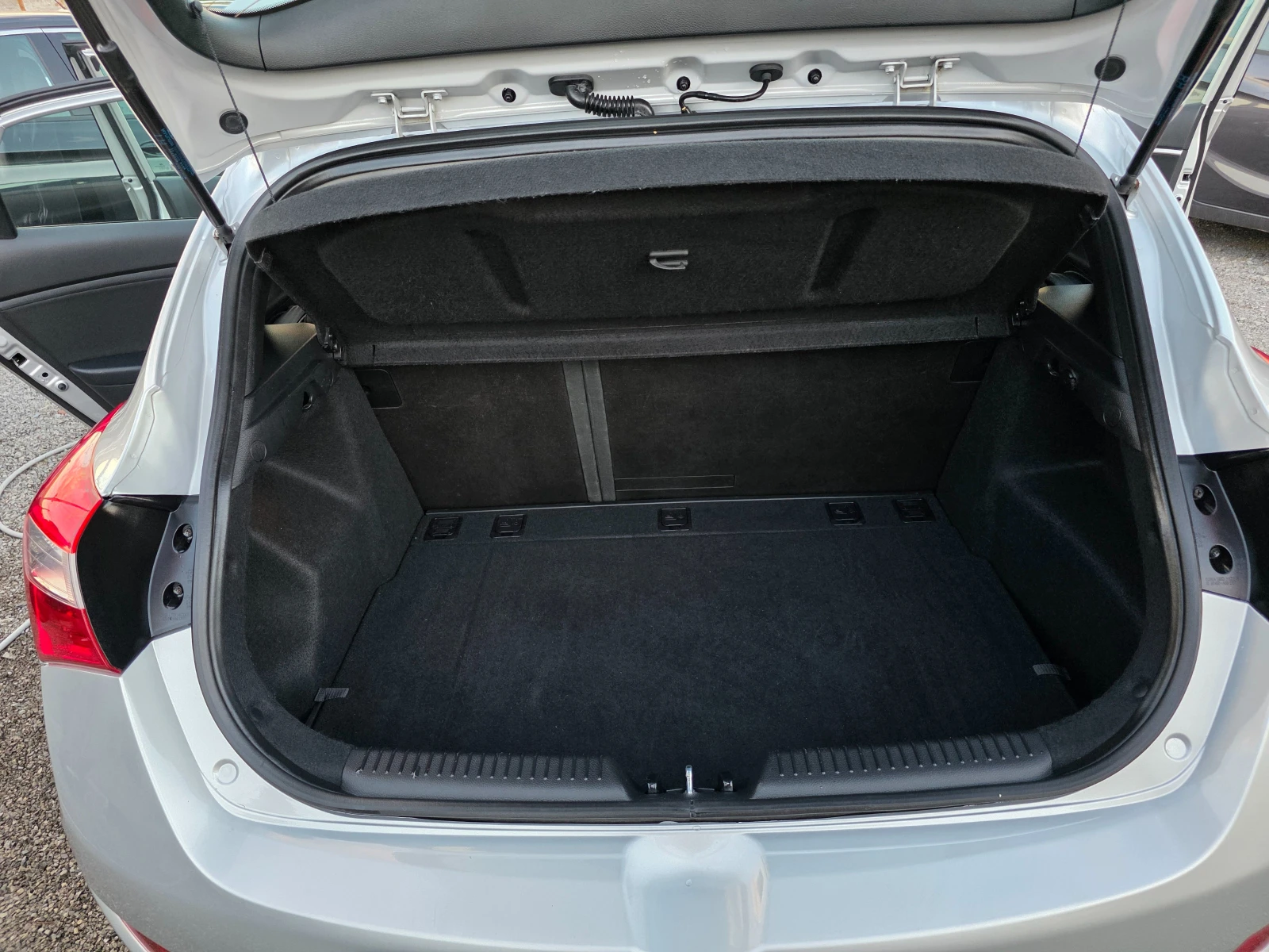 Hyundai I30 1.4i 100k.c euro6 top | Mobile.bg — изображение 15