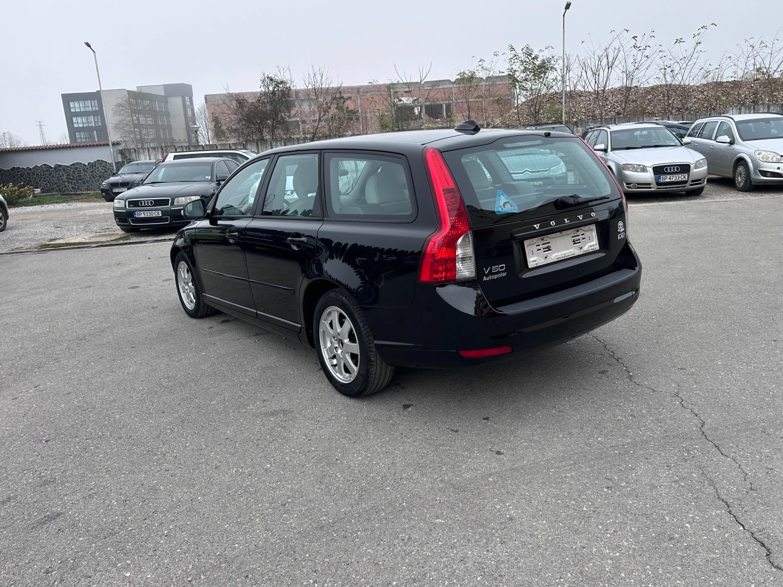 Volvo V50 1.6TDI - КЛИМАТРОНИК - РЕАЛНИ КИЛОМЕТРИ - изображение 7
