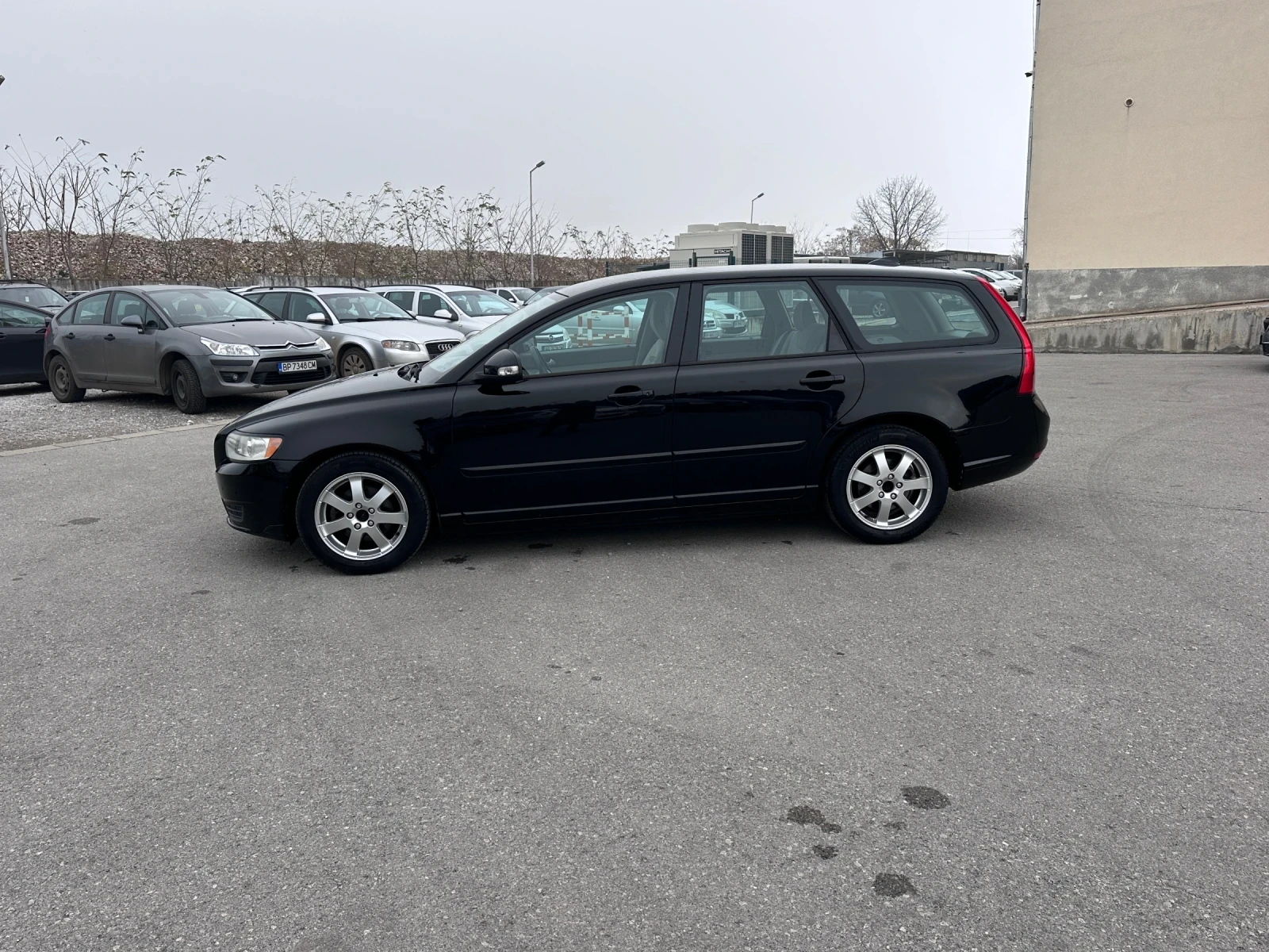 Volvo V50 1.6TDI - КЛИМАТРОНИК - РЕАЛНИ КИЛОМЕТРИ - изображение 8
