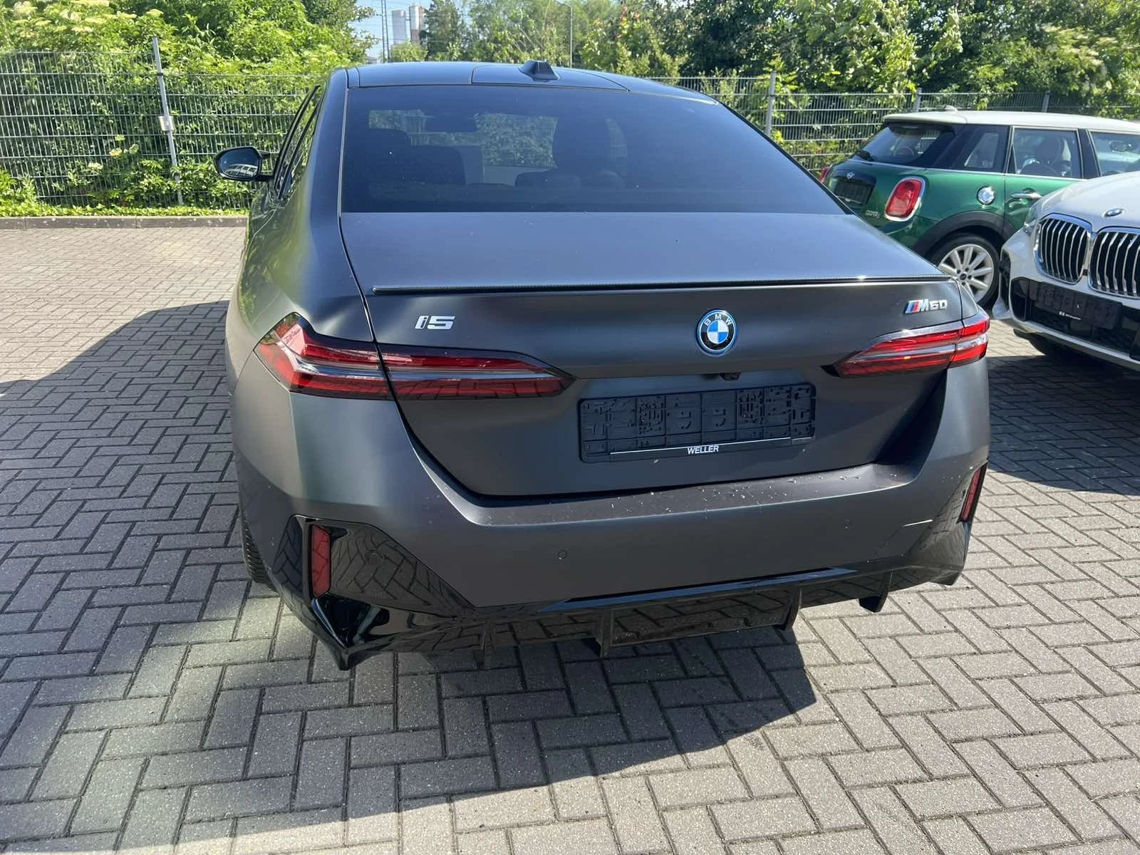 BMW i5 M60 �������� 3� Xdrive B&W Adaptive Panorama | Mobile.bg � ����������� 6