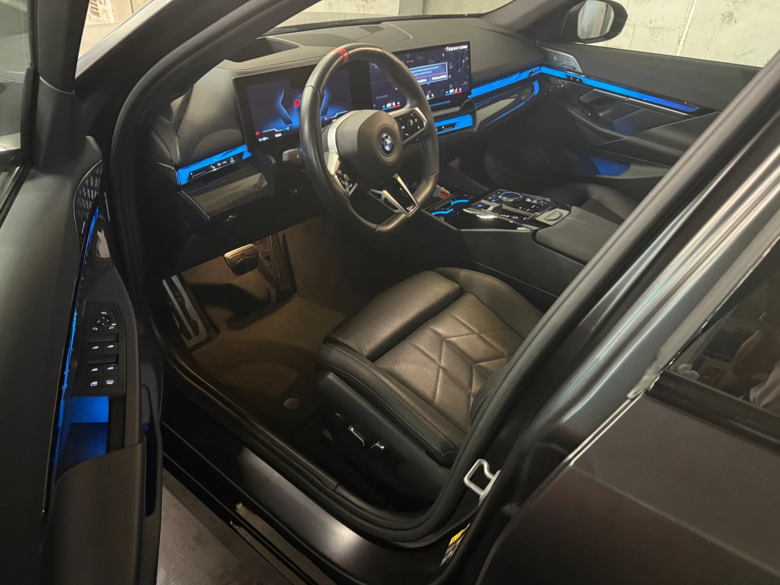 BMW i5 M60 �������� 3� Xdrive B&W Adaptive Panorama | Mobile.bg � ����������� 7
