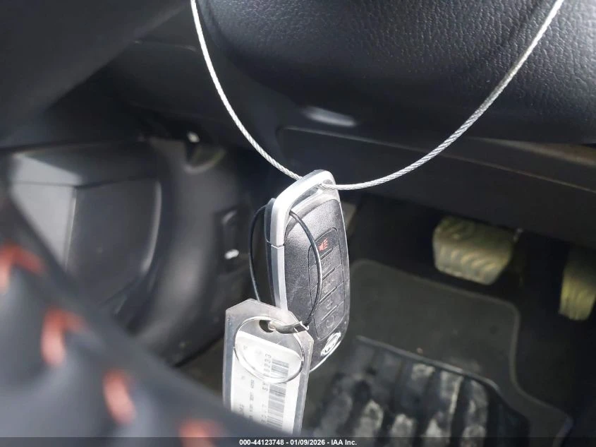 Nissan Sentra 2.0L I-4 DI, DOHC, VVT, 149HP Front Wheel Drive - изображение 3