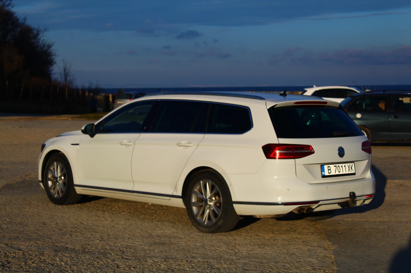 VW Passat 2.0TDI 4MOTION 190HP - изображение 7