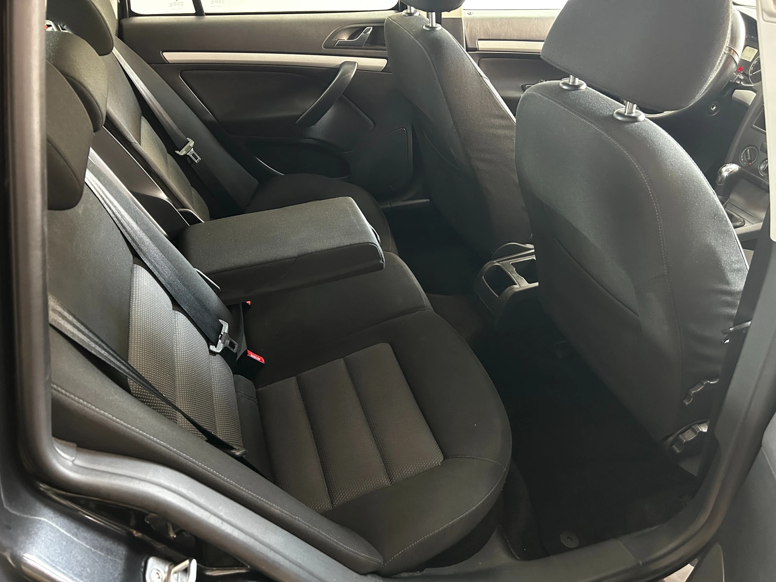 Skoda Octavia 1.6 | Mobile.bg � ����������� 9