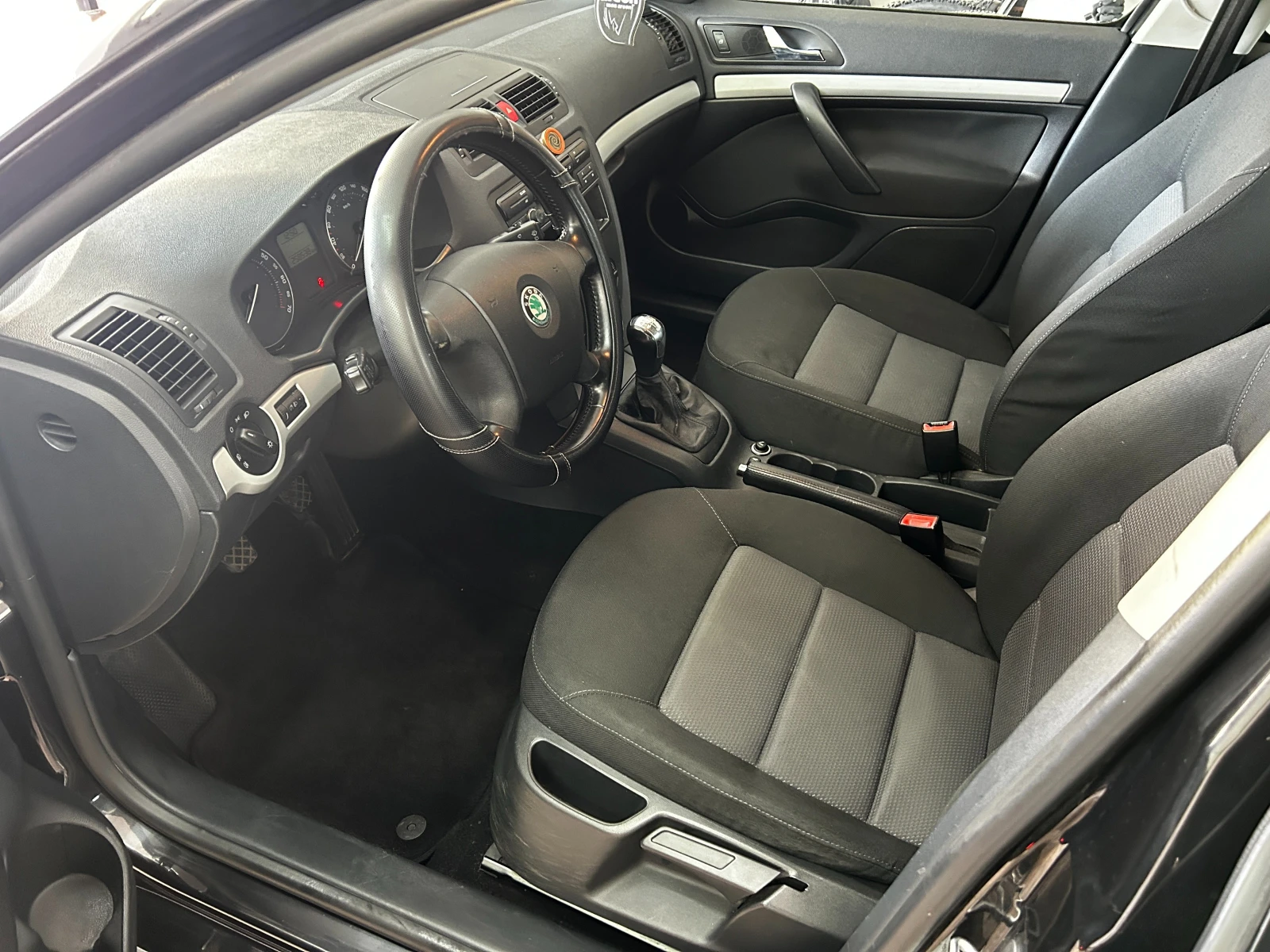 Skoda Octavia 1.6 | Mobile.bg � ����������� 7