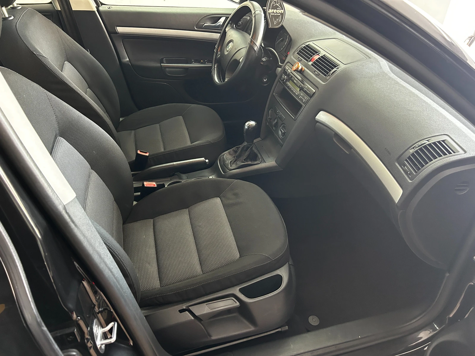 Skoda Octavia 1.6 | Mobile.bg � ����������� 8