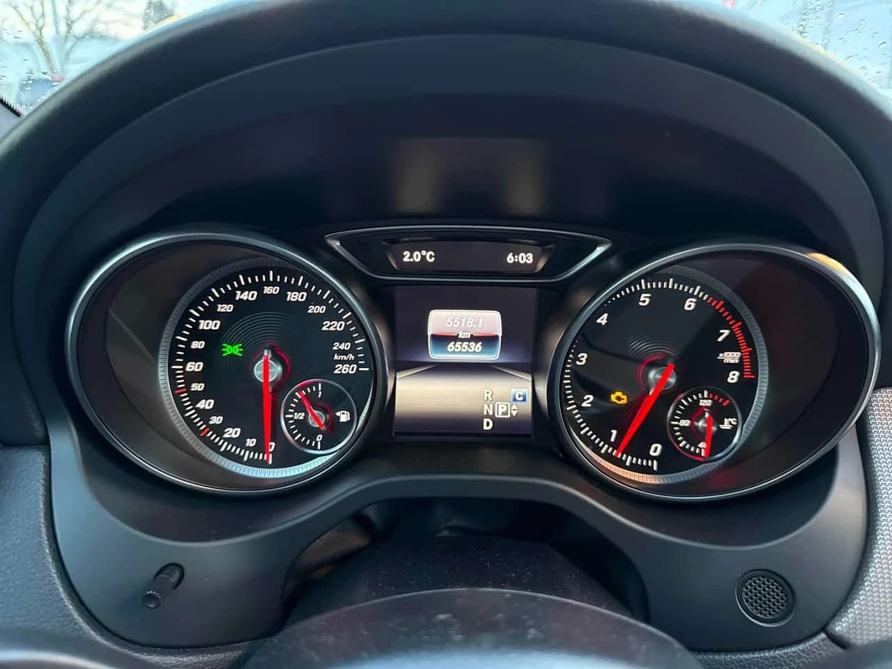 Mercedes-Benz CLA * 250 * PANO* KEYLESS* ПОДГРЕВ* , снимка 8 - Автомобили и джипове - 53910351