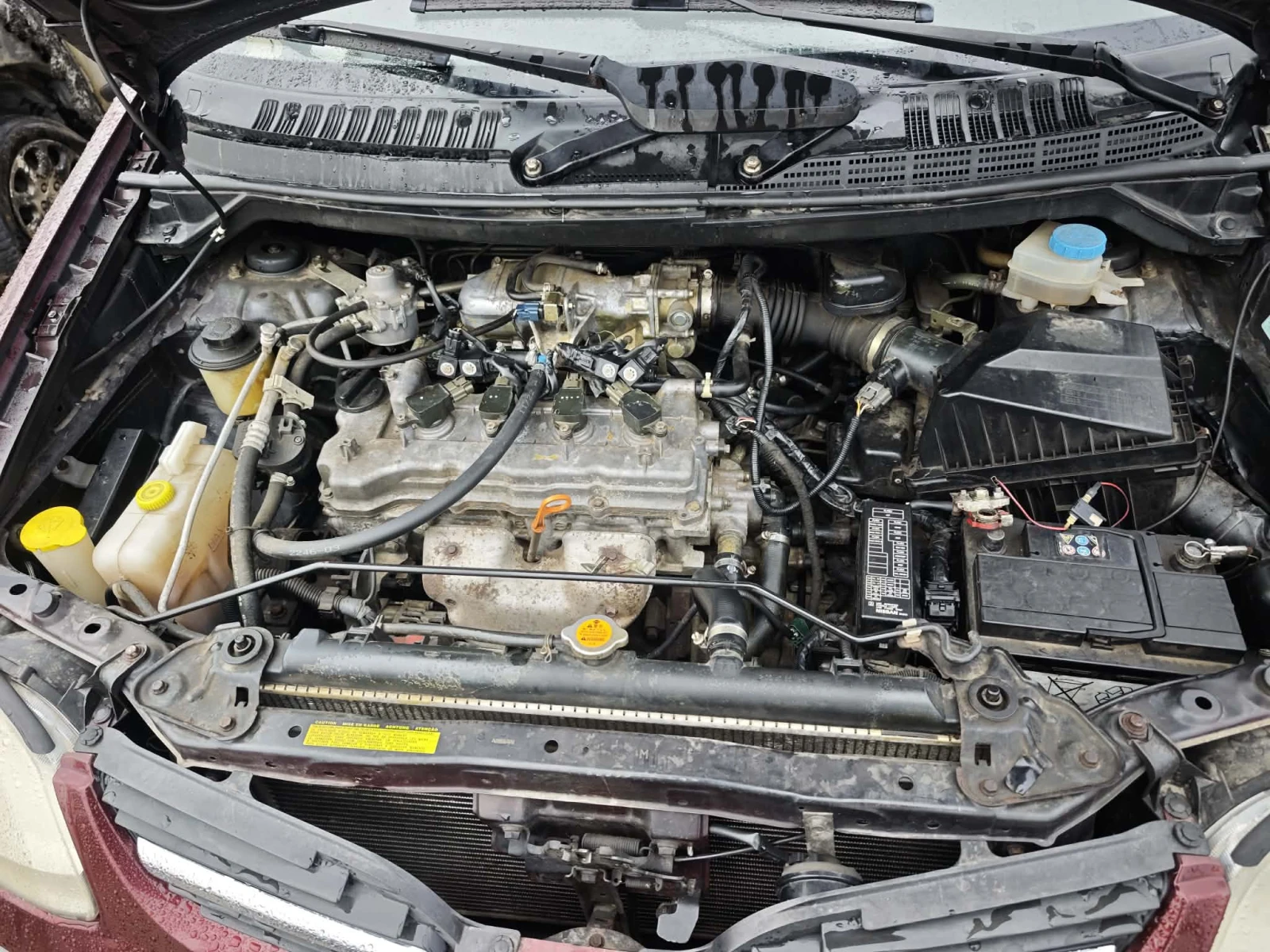 Nissan Almera tino 1.8, снимка 6 - Автомобили и джипове - 54075359