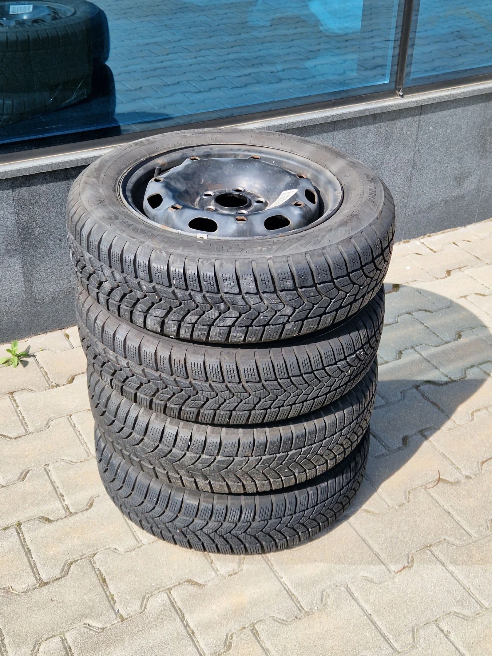 VW Polo 1.4 Бензин UNITED, снимка 14 - Автомобили и джипове - 54224438