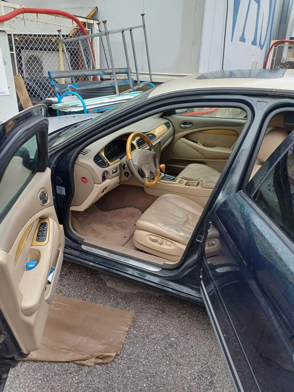 Jaguar S-type V8, снимка 10 - Автомобили и джипове - 54294337