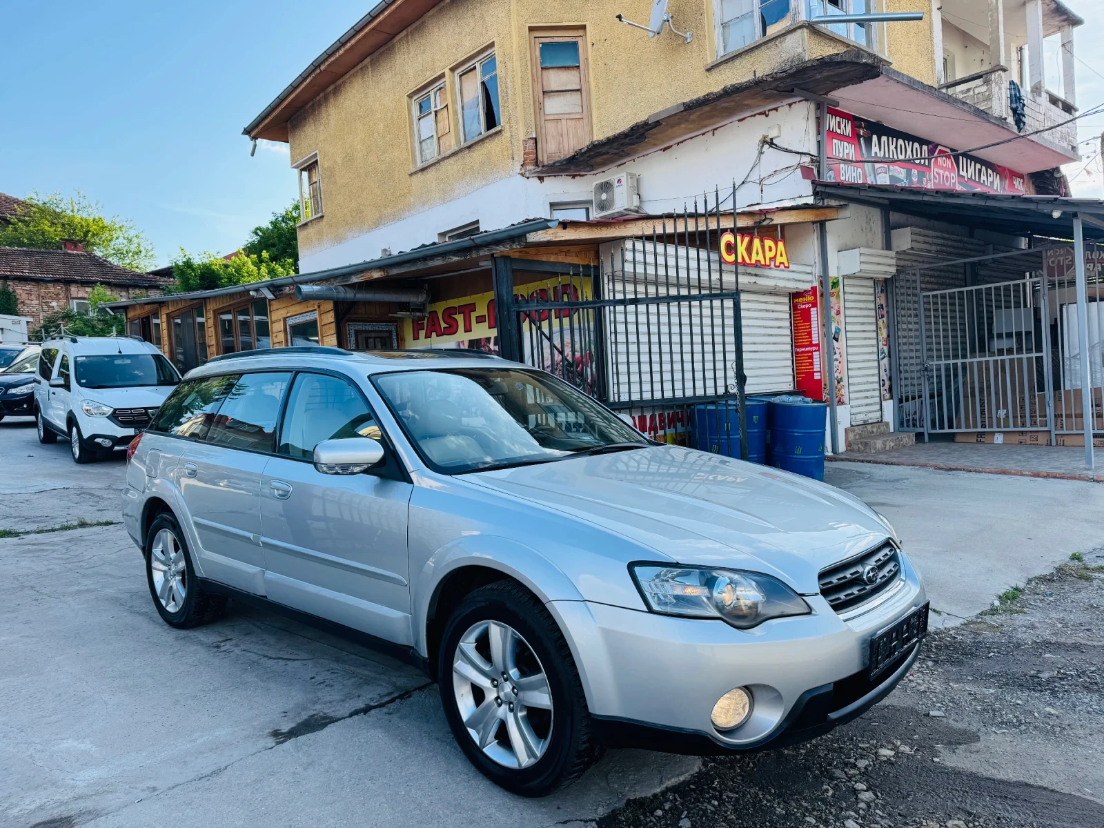 Subaru Outback 3.0 R Швейцария Фул Екстри ТОП, снимка 3 - Автомобили и джипове - 54622928