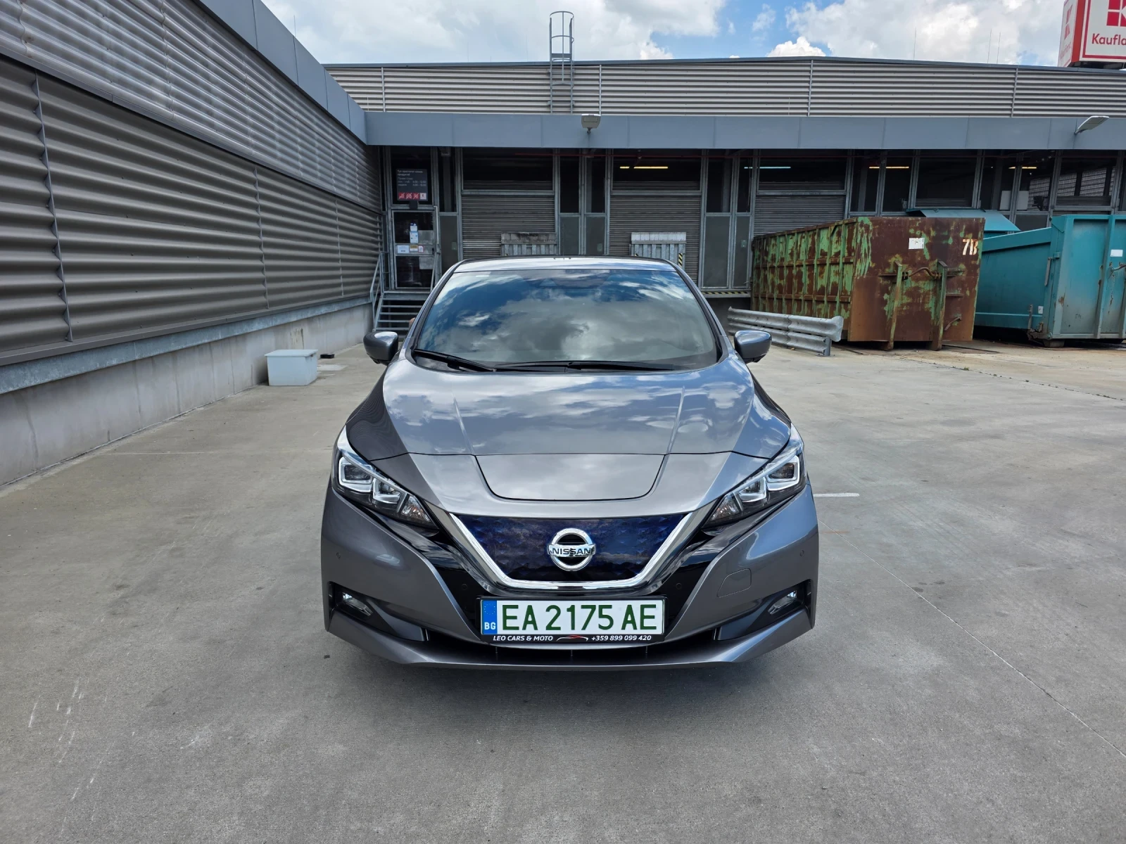 Nissan Leaf  40 кв.