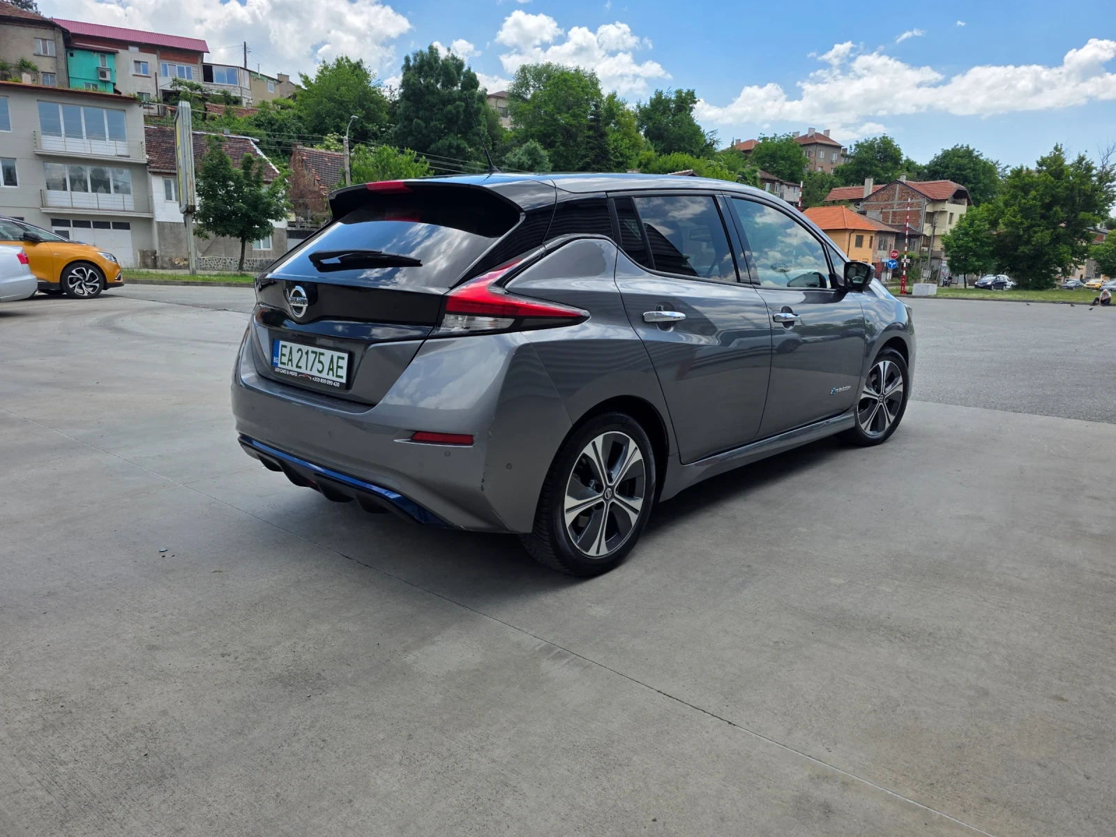 Nissan Leaf  40 кв., снимка 4 - Автомобили и джипове - 54679605