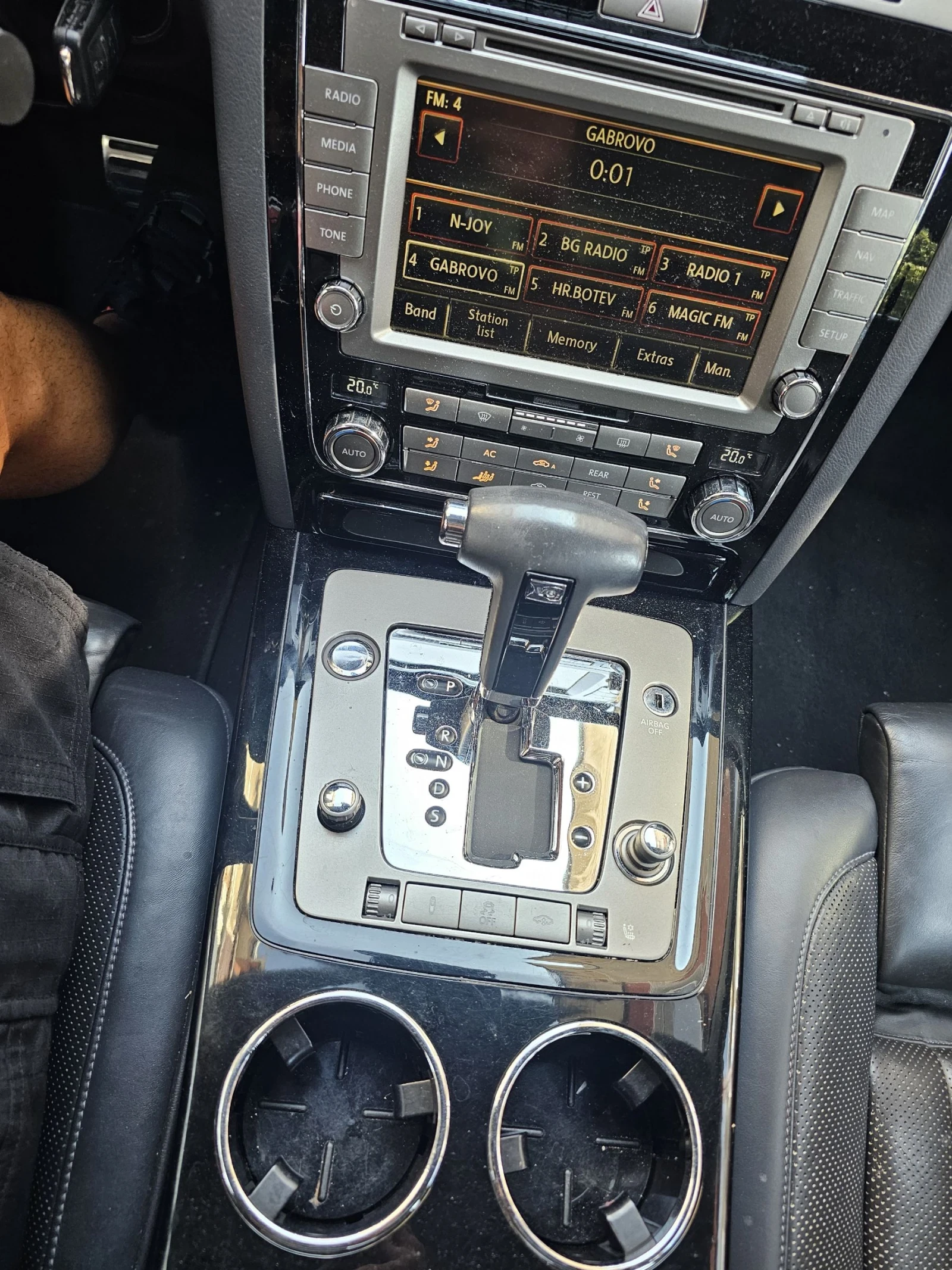 VW Phaeton 3.0 V6 TDI Facelift Full, снимка 8 - Автомобили и джипове - 55355378