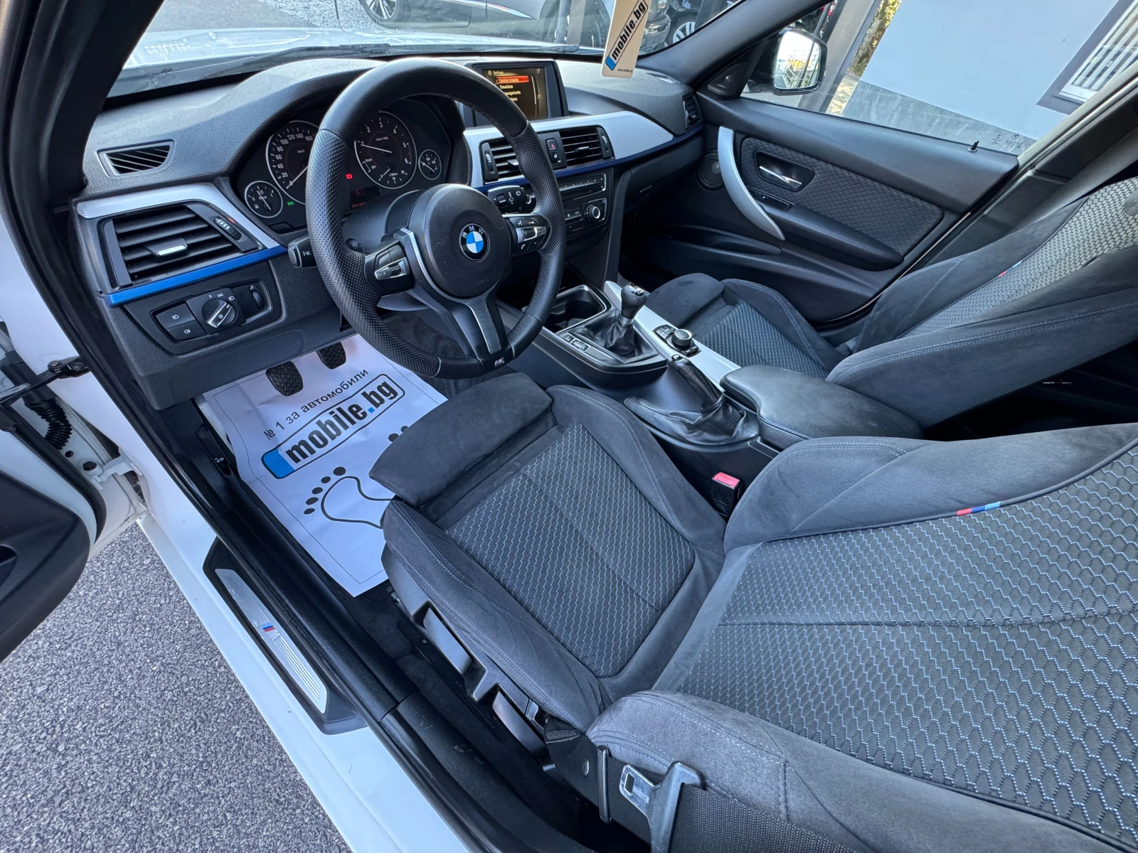BMW 318 2.0D M * РЕАЛНИ КИЛОМЕТРИ* РЕГИСТРИРАН* , снимка 7 - Автомобили и джипове - 55422454