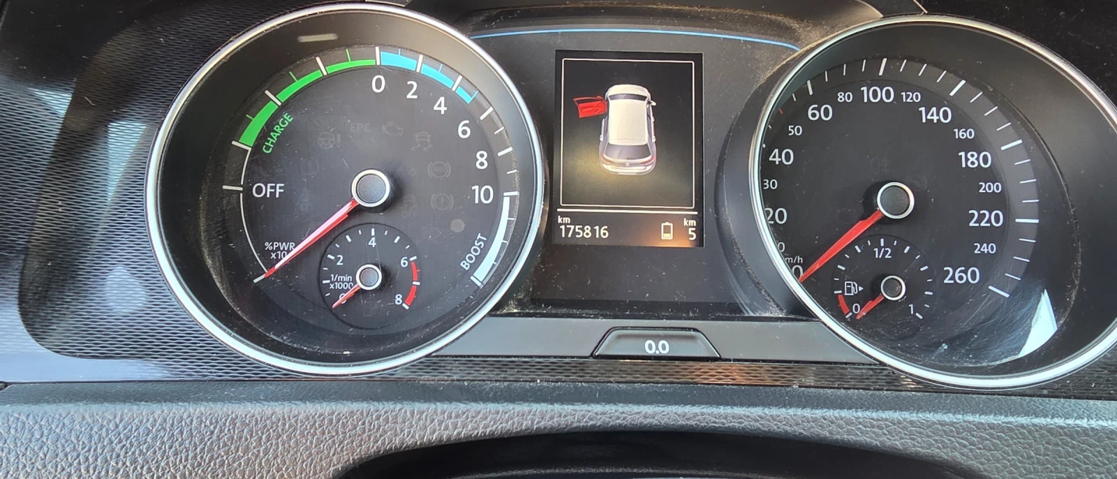 VW Golf 1.4.i, снимка 12 - Автомобили и джипове - 55554902