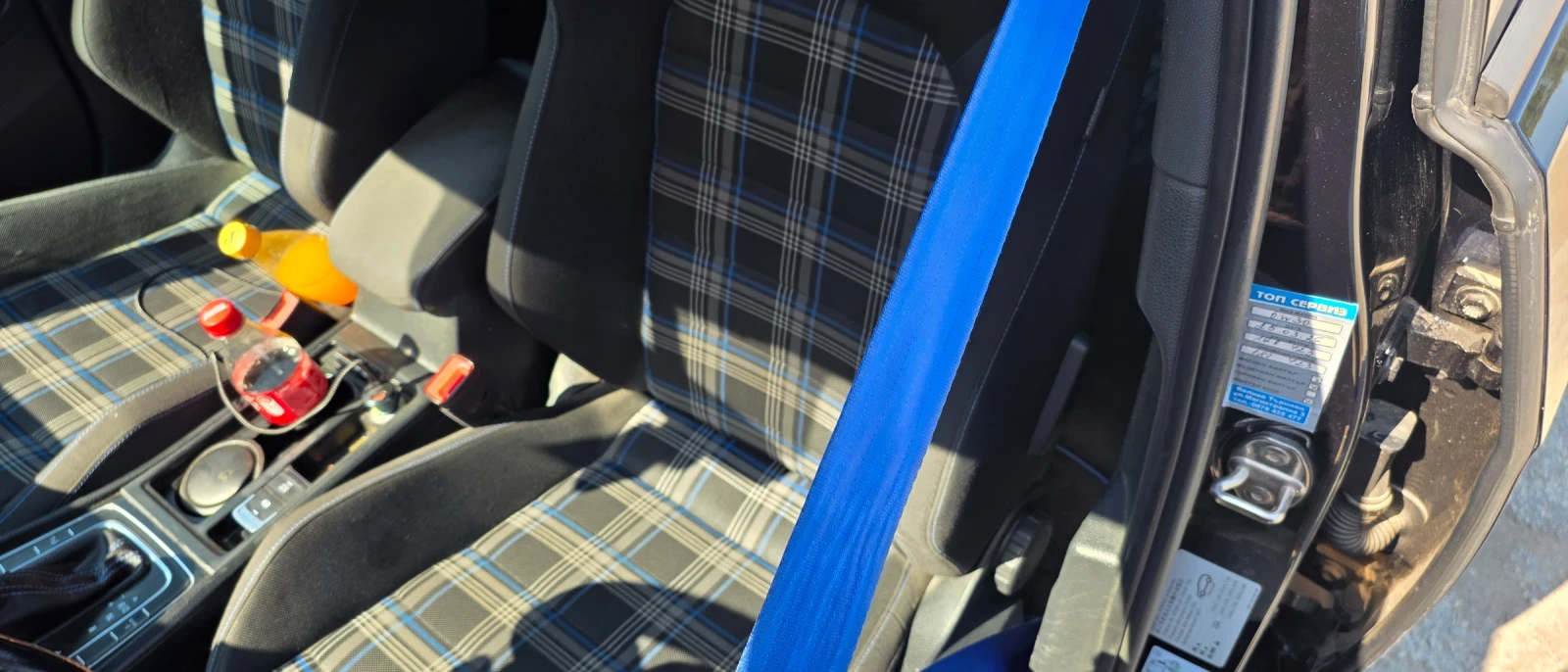 VW Golf 1.4.i, снимка 14 - Автомобили и джипове - 55554902