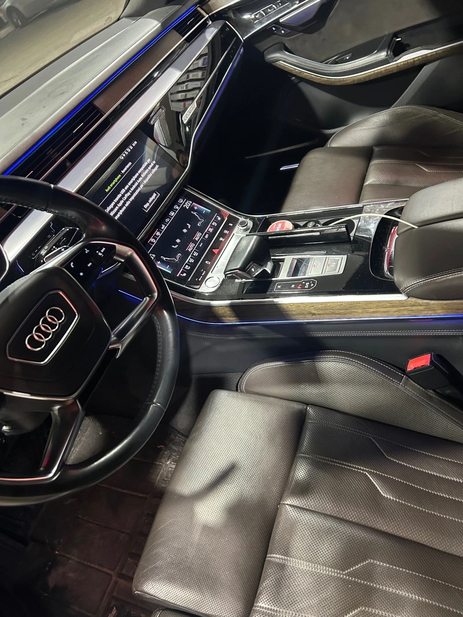 Audi A8 Обслужена ТОП-ТОП, снимка 12 - Автомобили и джипове - 56649749