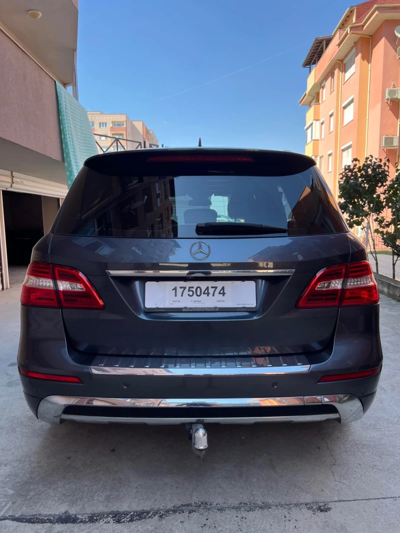 Mercedes-Benz ML 350 AMG , снимка 16 - Автомобили и джипове - 47274304