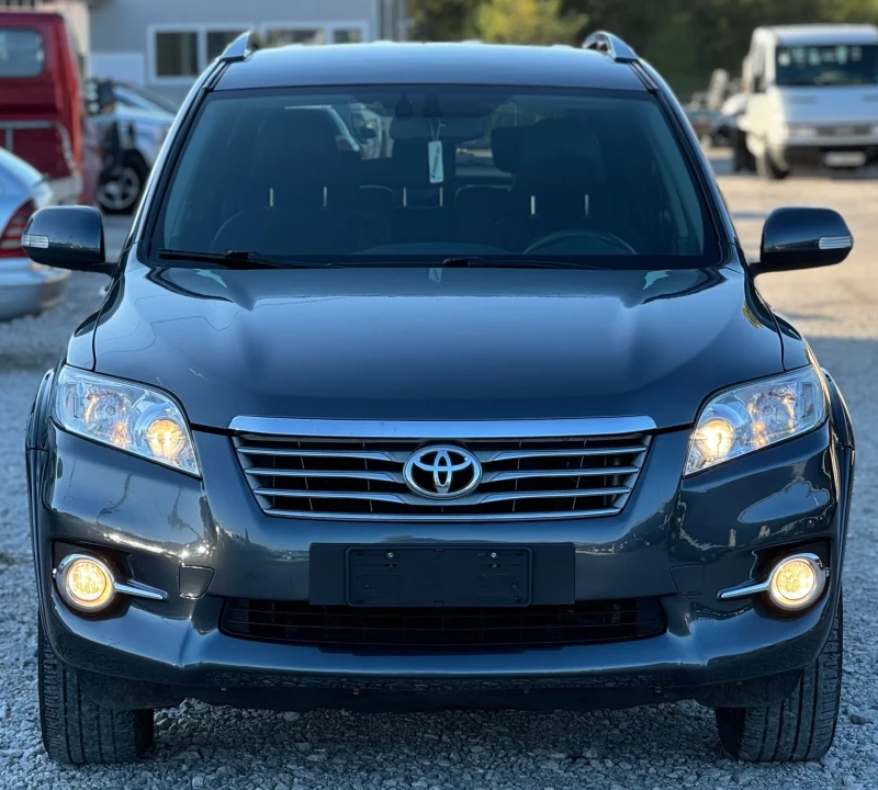 Toyota Rav4 2.2D, снимка 2 - Автомобили и джипове - 47703405