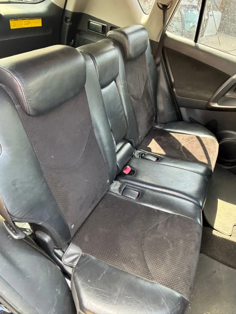 Toyota Rav4 2.2 150hp, снимка 13 - Автомобили и джипове - 50919006