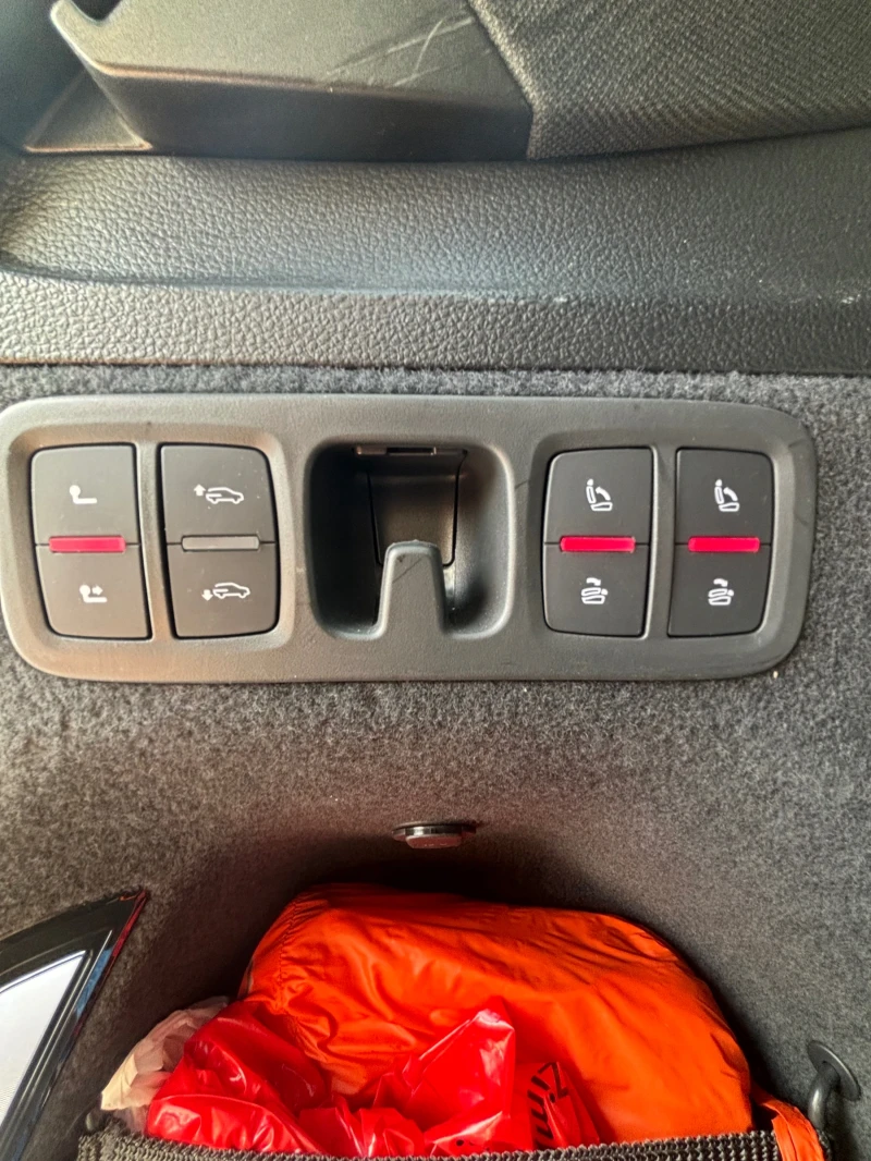 Audi SQ7, снимка 14 - Автомобили и джипове - 52389576