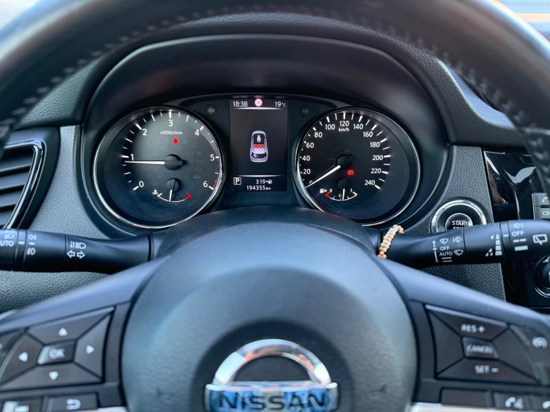 Nissan X-trail, снимка 8 - Автомобили и джипове - 52149339