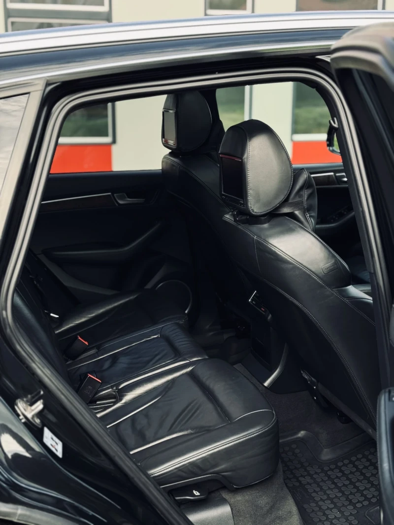 Audi Q5 3.0 S-line , снимка 8 - Автомобили и джипове - 52138441