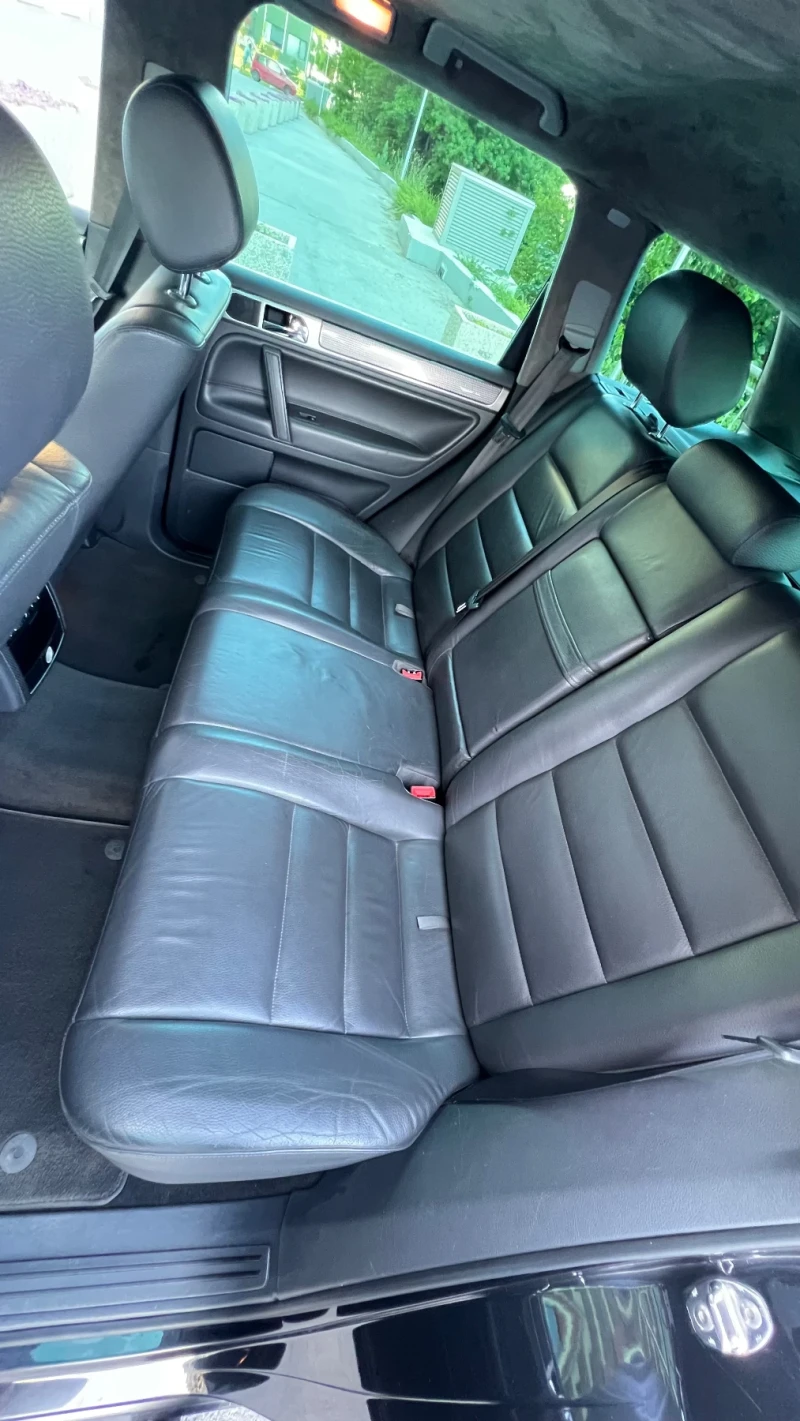 VW Touareg 3.0 TDI R LINE, снимка 8 - Автомобили и джипове - 53344836