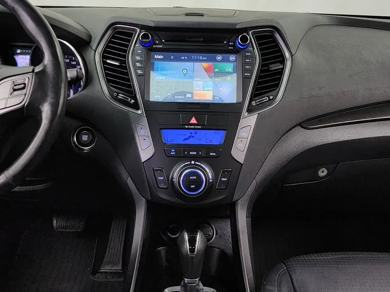 Hyundai Santa fe 2.0 2WD EXCLUSIVE, снимка 14 - Автомобили и джипове - 55844309
