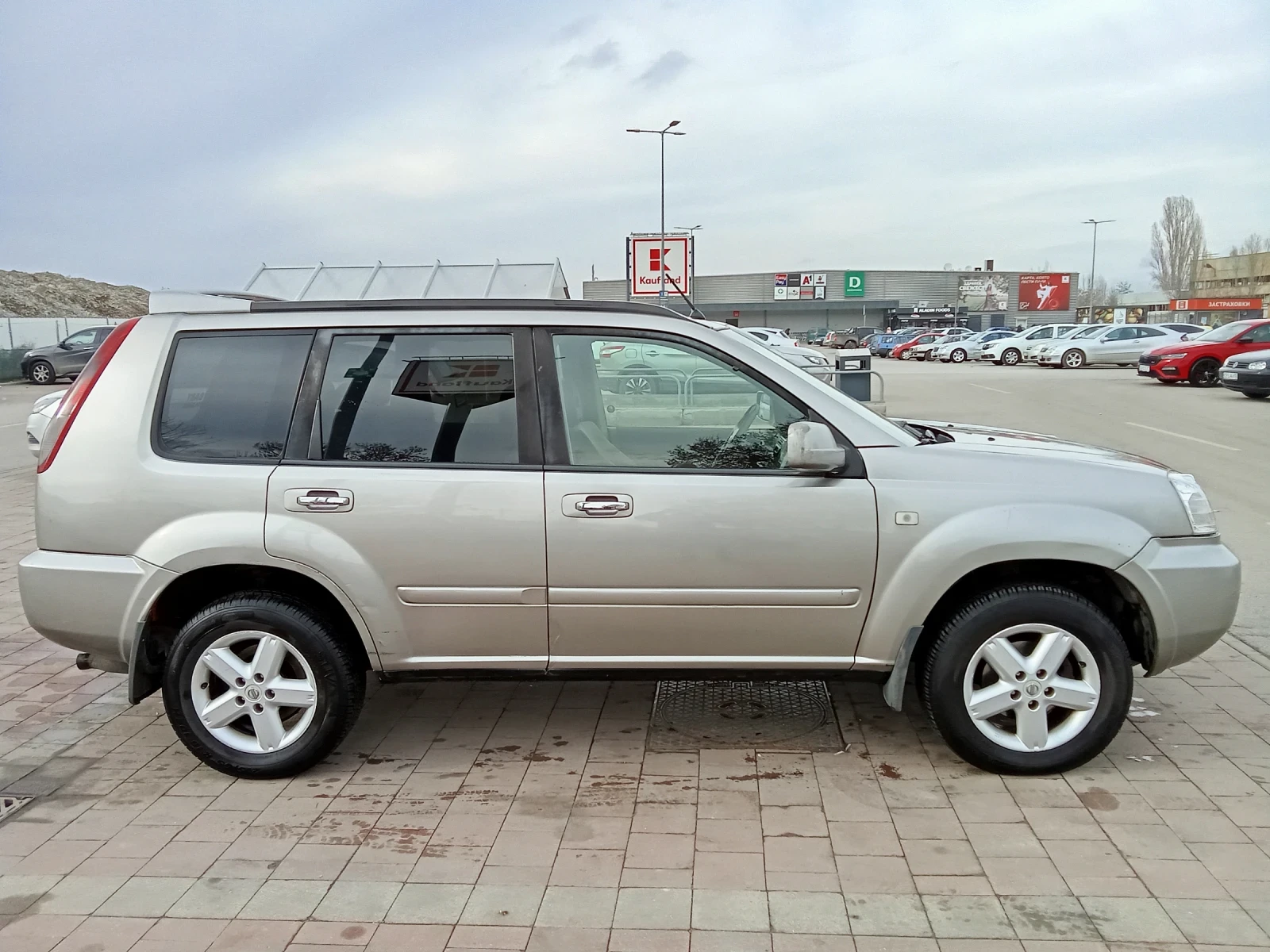 Nissan X-trail 2.2dci 4x4 136hp - изображение 2