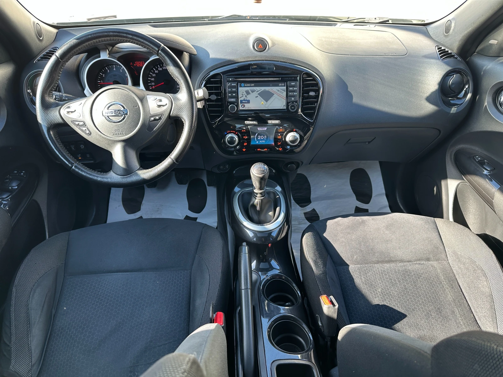 Nissan Juke, снимка 9 - Автомобили и джипове - 53863136