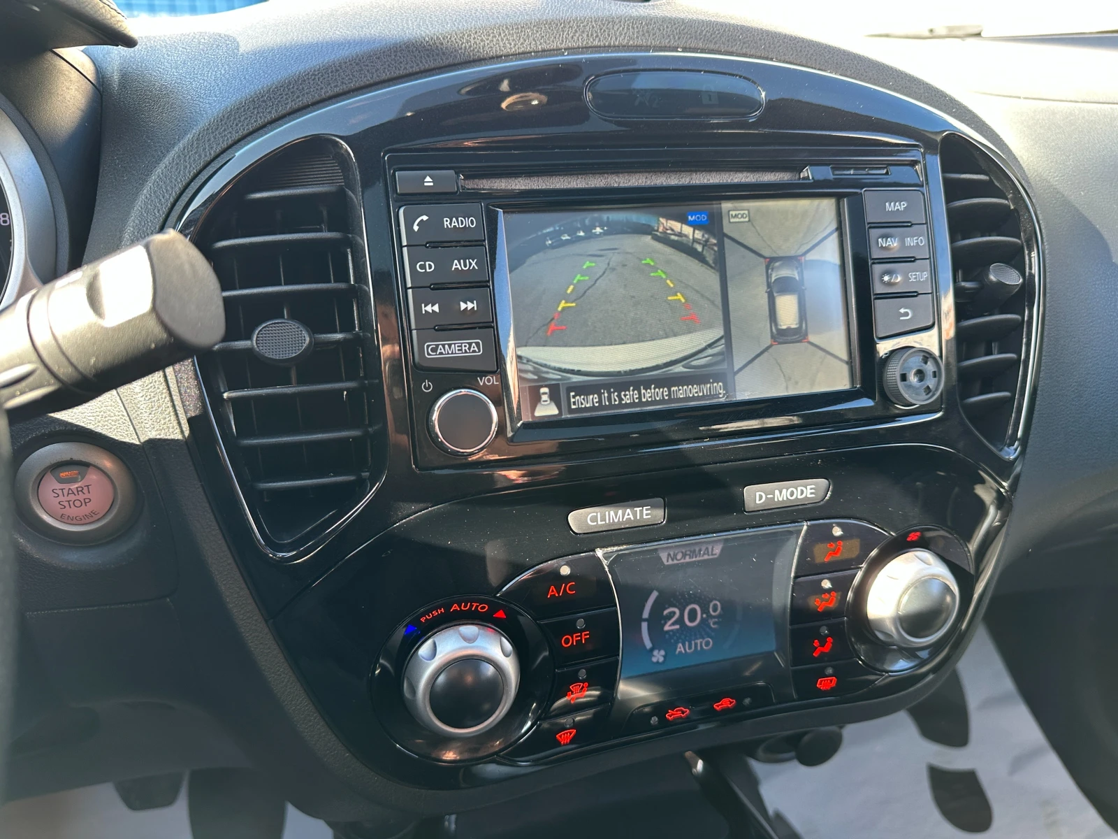 Nissan Juke, снимка 11 - Автомобили и джипове - 53863136