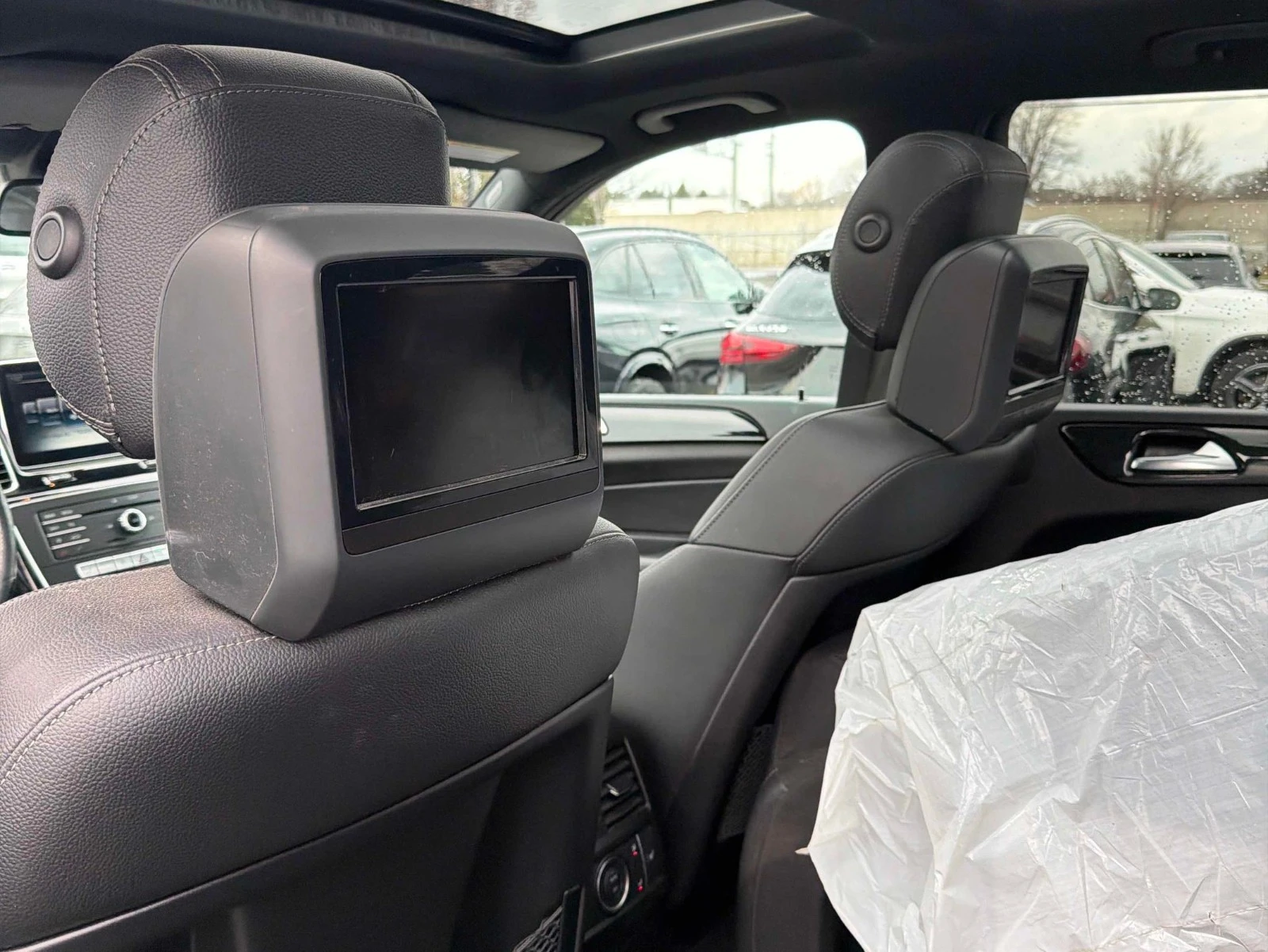 Mercedes-Benz GLE 350 АВТО КРЕДИТ, снимка 14 - Автомобили и джипове - 53996096