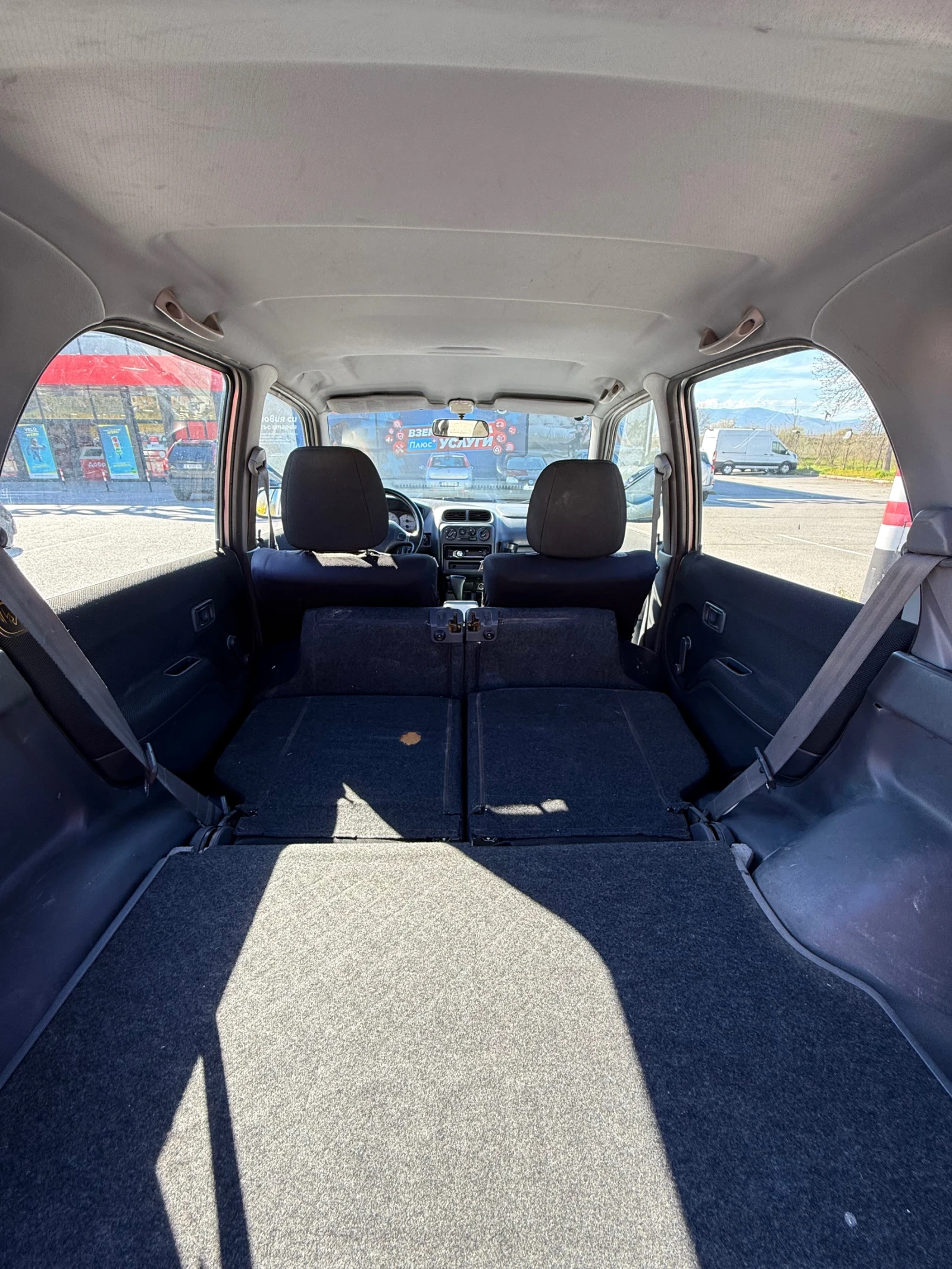 Daihatsu Terios 1.3 Газ Автоматик 4х4, снимка 16 - Автомобили и джипове - 54113340