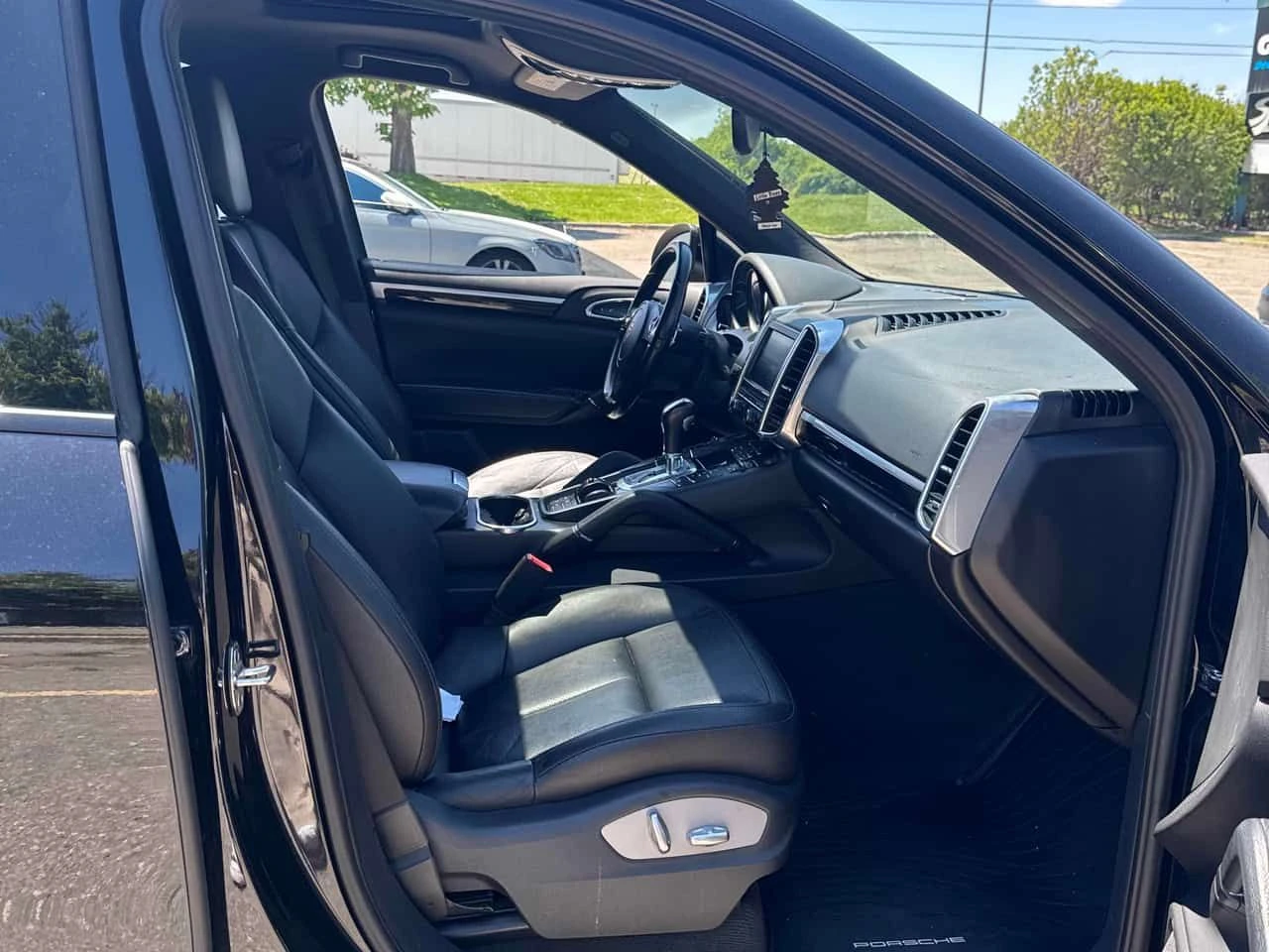 Porsche Cayenne * AWD 4dr * CARFAX * ЦЕНА ДО БГ, снимка 12 - Автомобили и джипове - 55015820