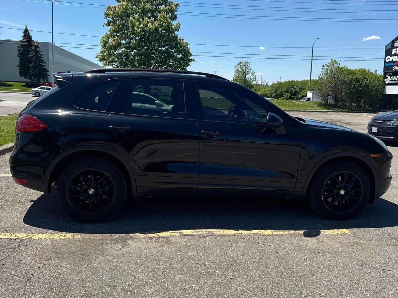 Porsche Cayenne * AWD 4dr * CARFAX * ЦЕНА ДО БГ, снимка 3 - Автомобили и джипове - 55015820