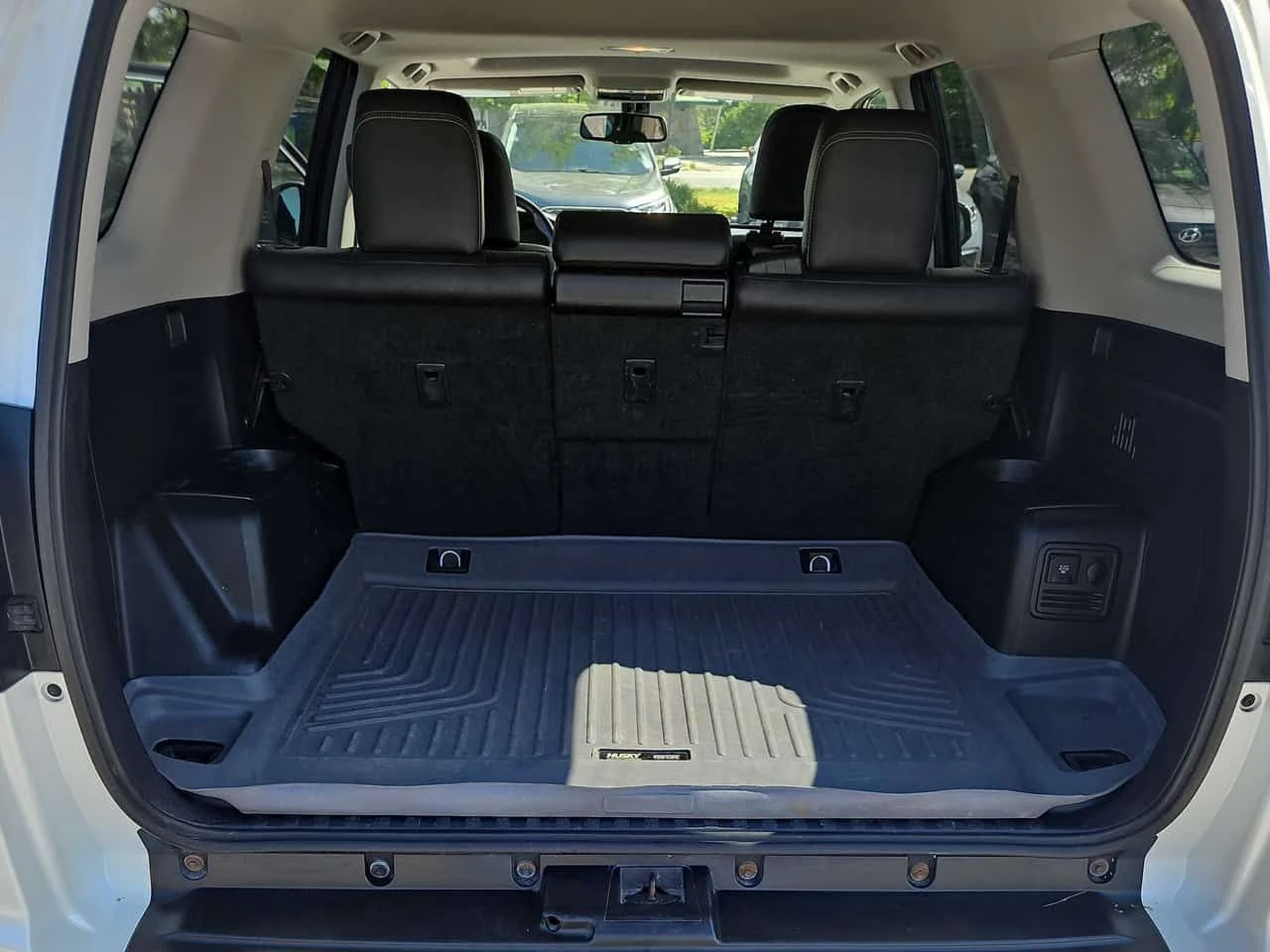 Toyota 4runner * 4WD 4dr V6 SR5 * ����������*  | Mobile.bg � ����������� 12