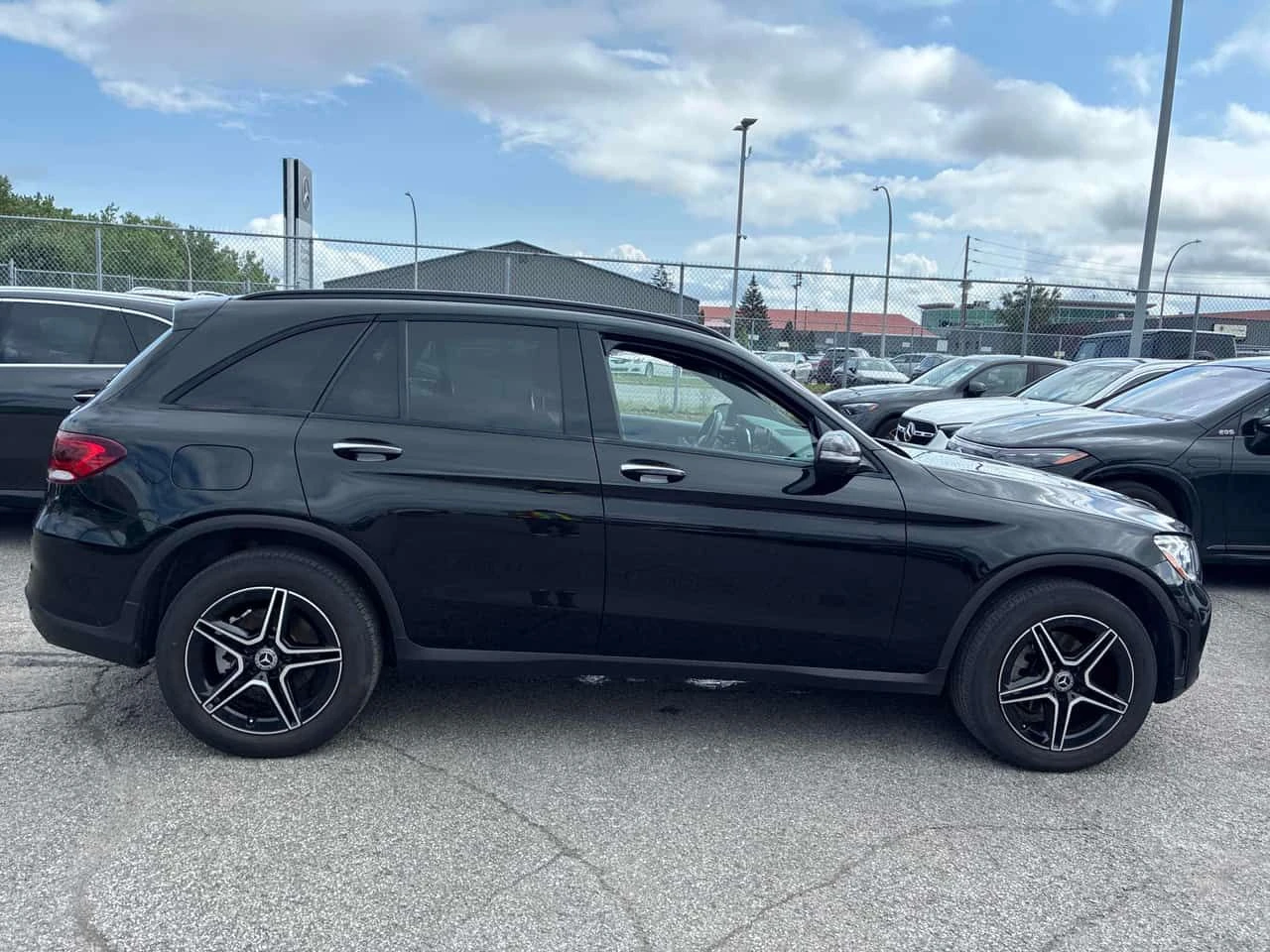 Mercedes-Benz GLC 300  * CARFAX * ��� ������������ ������ | Mobile.bg � ����������� 3