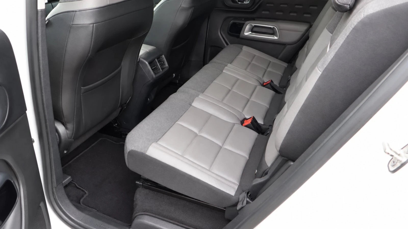 Citroen C5 Aircross 1.6 PureTech 181 �.�. Shine EAT8 | Mobile.bg � ����������� 9