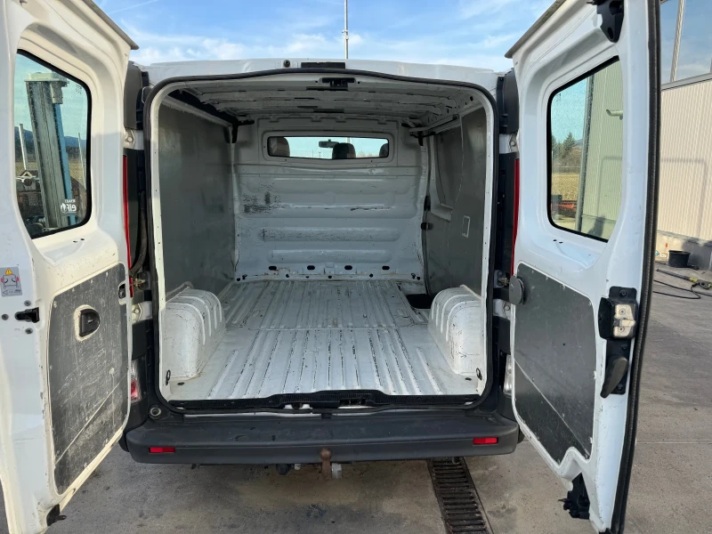 Renault Trafic 2.0DCI 115 PS, снимка 10 - Бусове и автобуси - 48393095