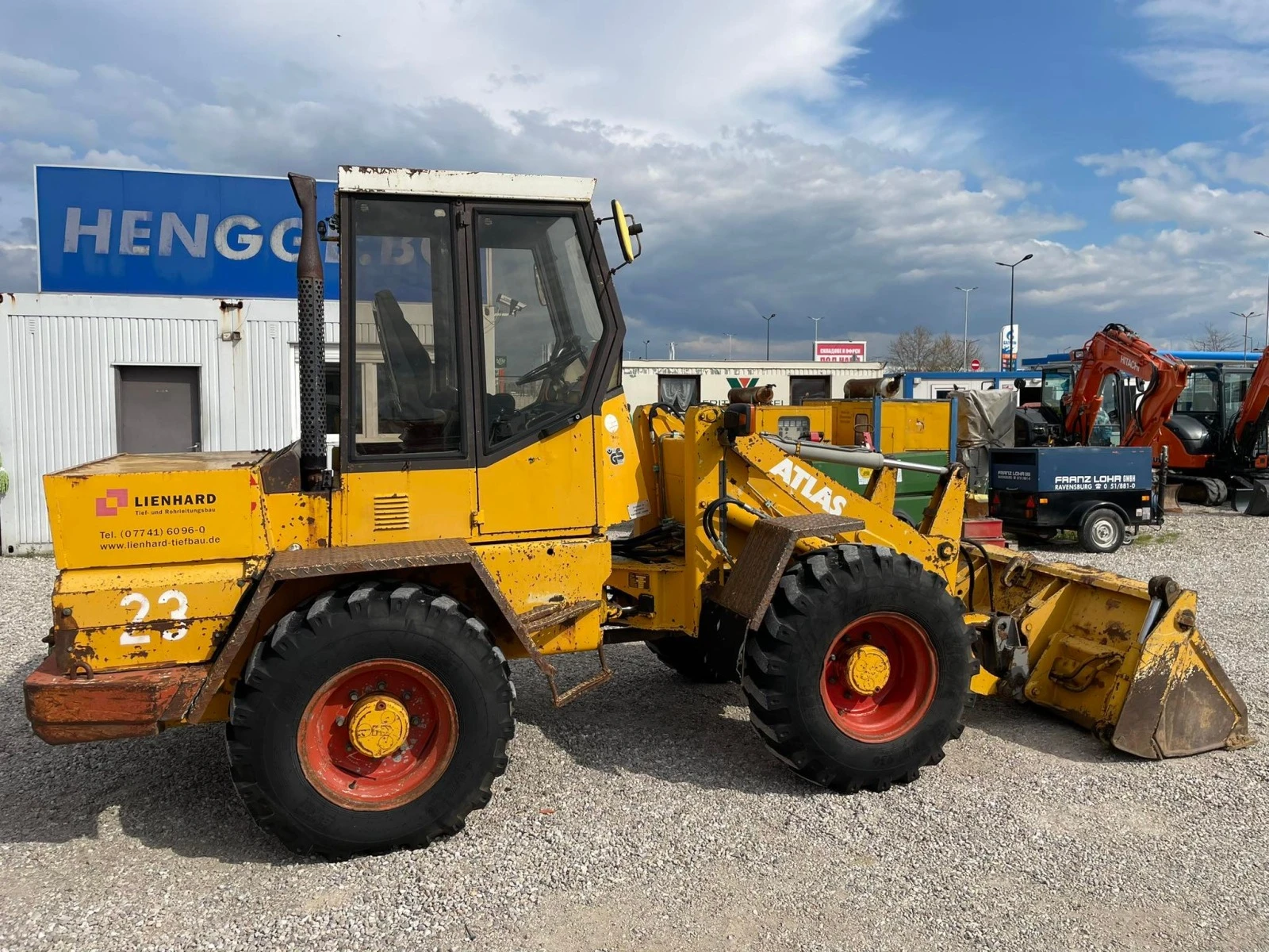   Atlas 72C | Mobile.bg   12