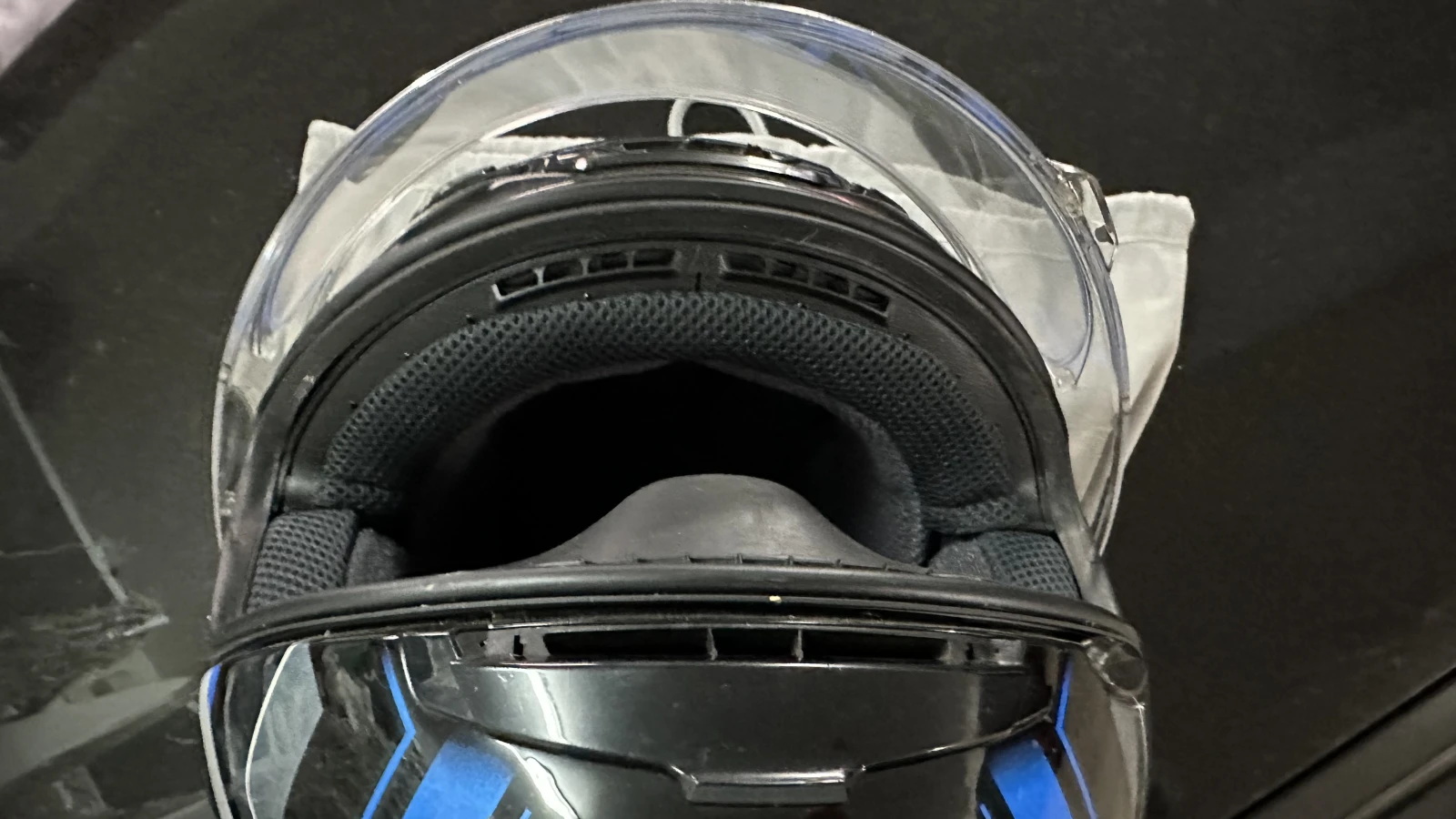 ���������� ����-���� SHOEI | Mobile.bg � ����������� 2