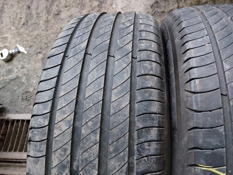 Гуми Летни 225/55R18, снимка 2 - Гуми и джанти - 36675448