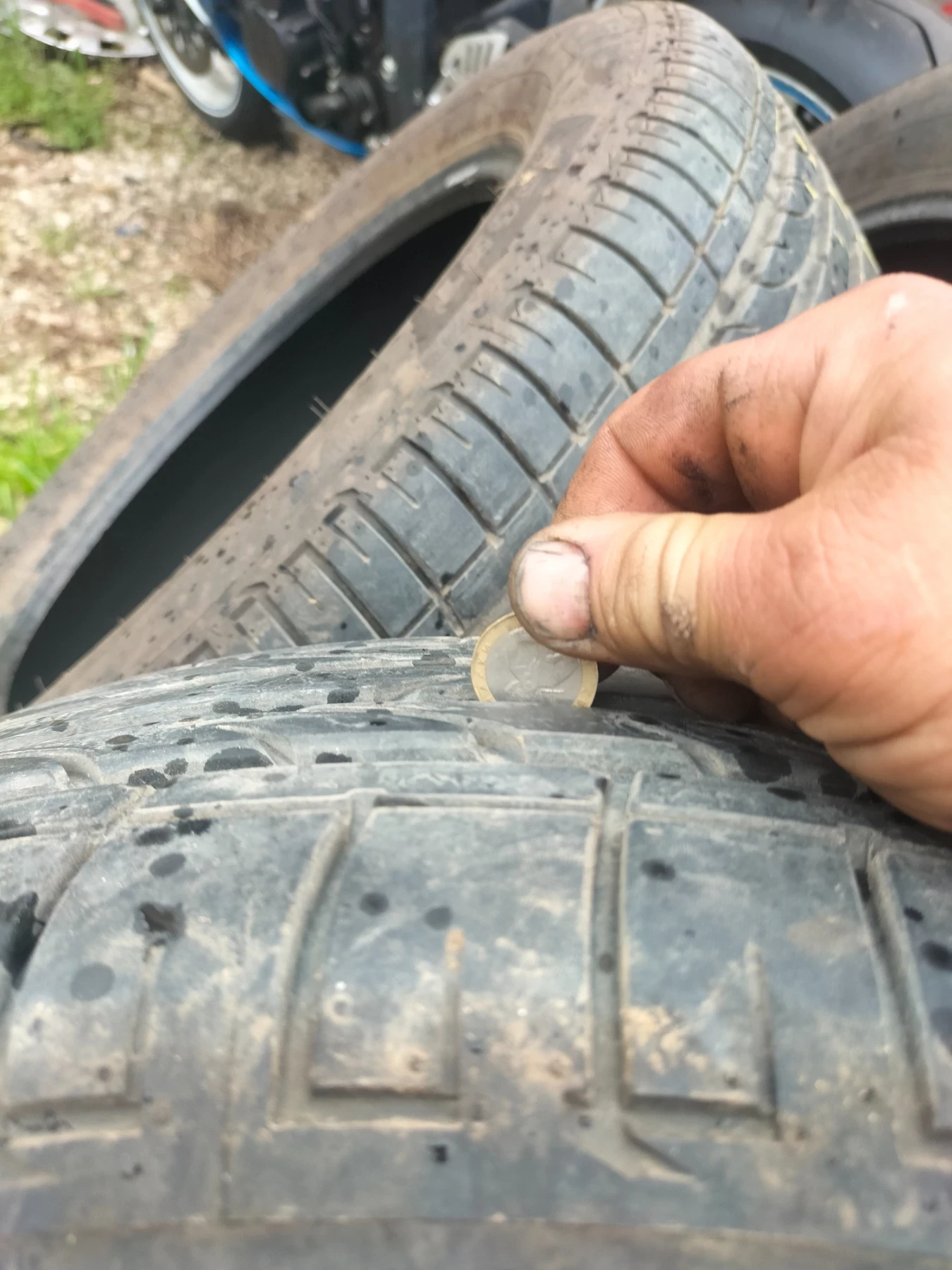 Гуми Летни 235/60R18, снимка 9 - Гуми и джанти - 54478237